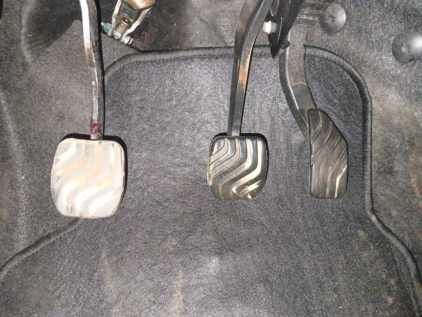 Used 2022 Renault Triber RXZ Petrol Manual interior PEDALS VIEW