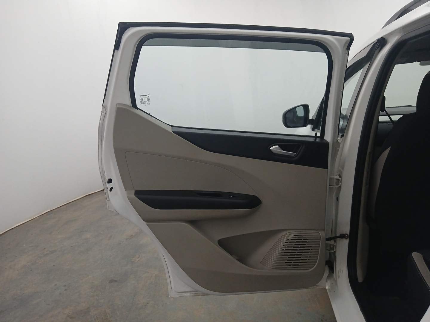Used 2022 Renault Triber RXZ Petrol Manual interior LEFT REAR DOOR OPEN VIEW