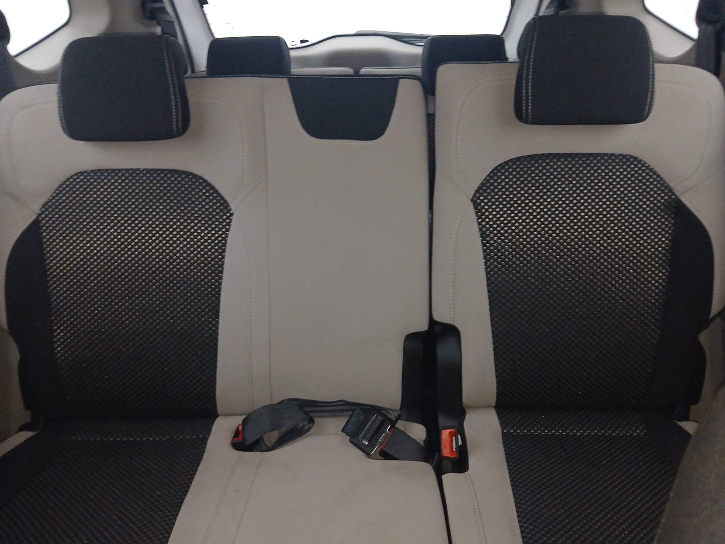 Used 2022 Renault Triber RXZ Petrol Manual interior REAR SEAT CONDITION VIEW