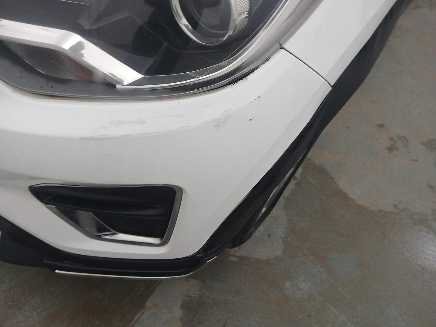 Used 2022 Renault Triber RXZ Petrol Manual dents MINOR SCRATCH