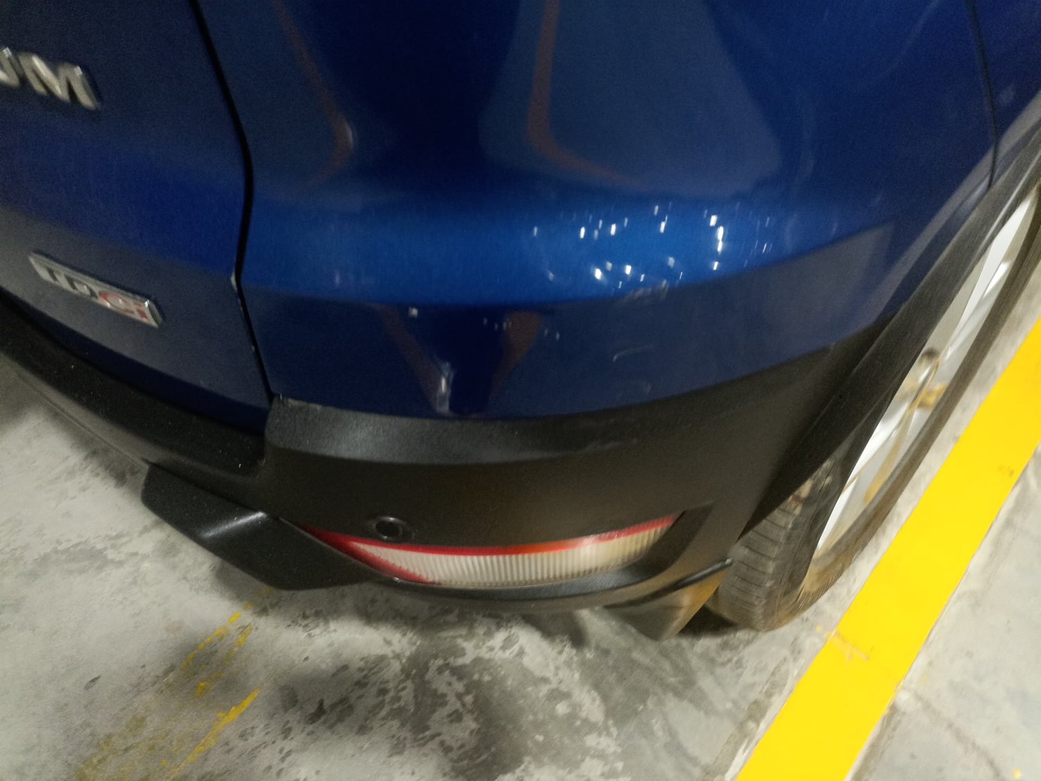 Used 2019 Ford EcoSport Titanium 1.5L TDCi Diesel Manual dents MINOR SCRATCH