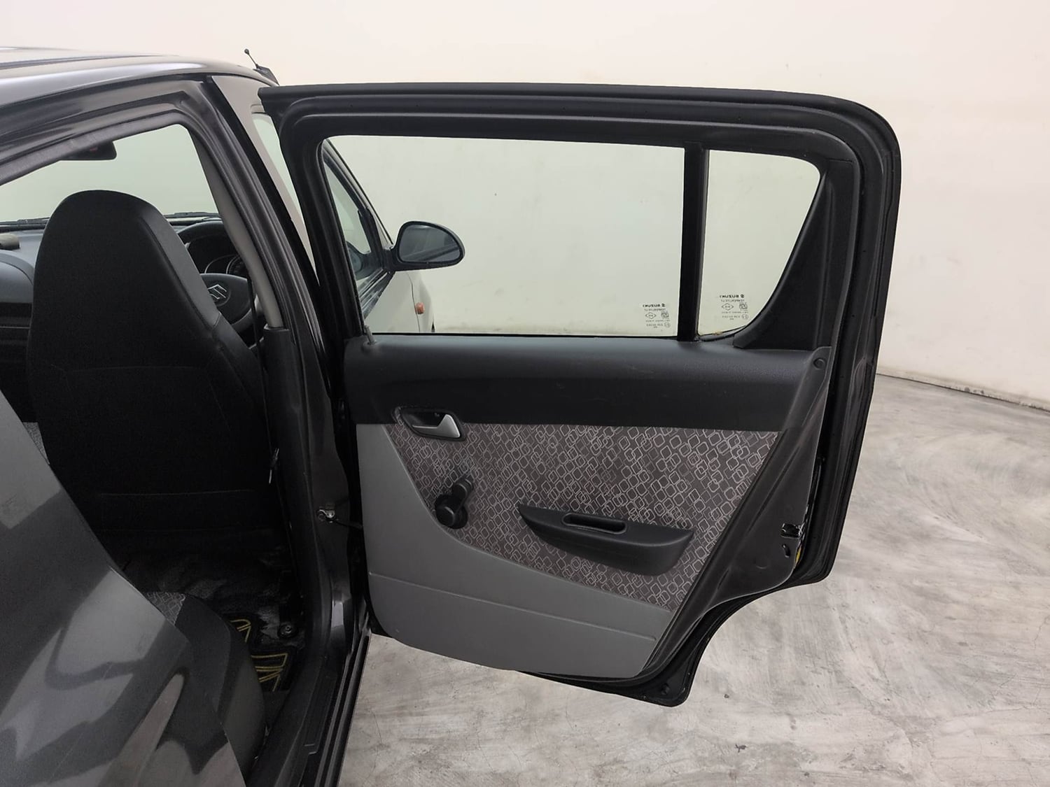 Used 2017 Maruti Suzuki Alto 800 LXi Petrol Manual interior RIGHT REAR DOOR OPEN VIEW