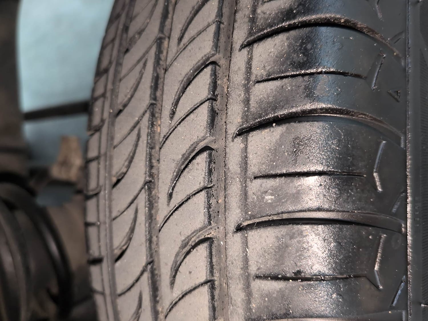 Used 2017 Maruti Suzuki Alto 800 LXi Petrol Manual tyres LEFT REAR TYRE TREAD VIEW