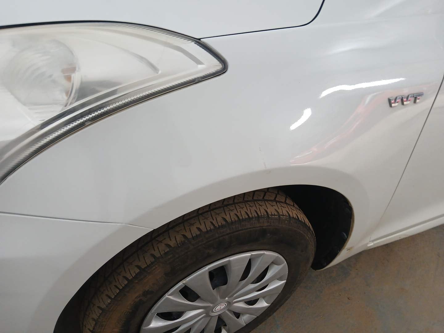 Used 2014 Maruti Suzuki Swift Dzire VXI Petrol Manual dents MINOR DENT