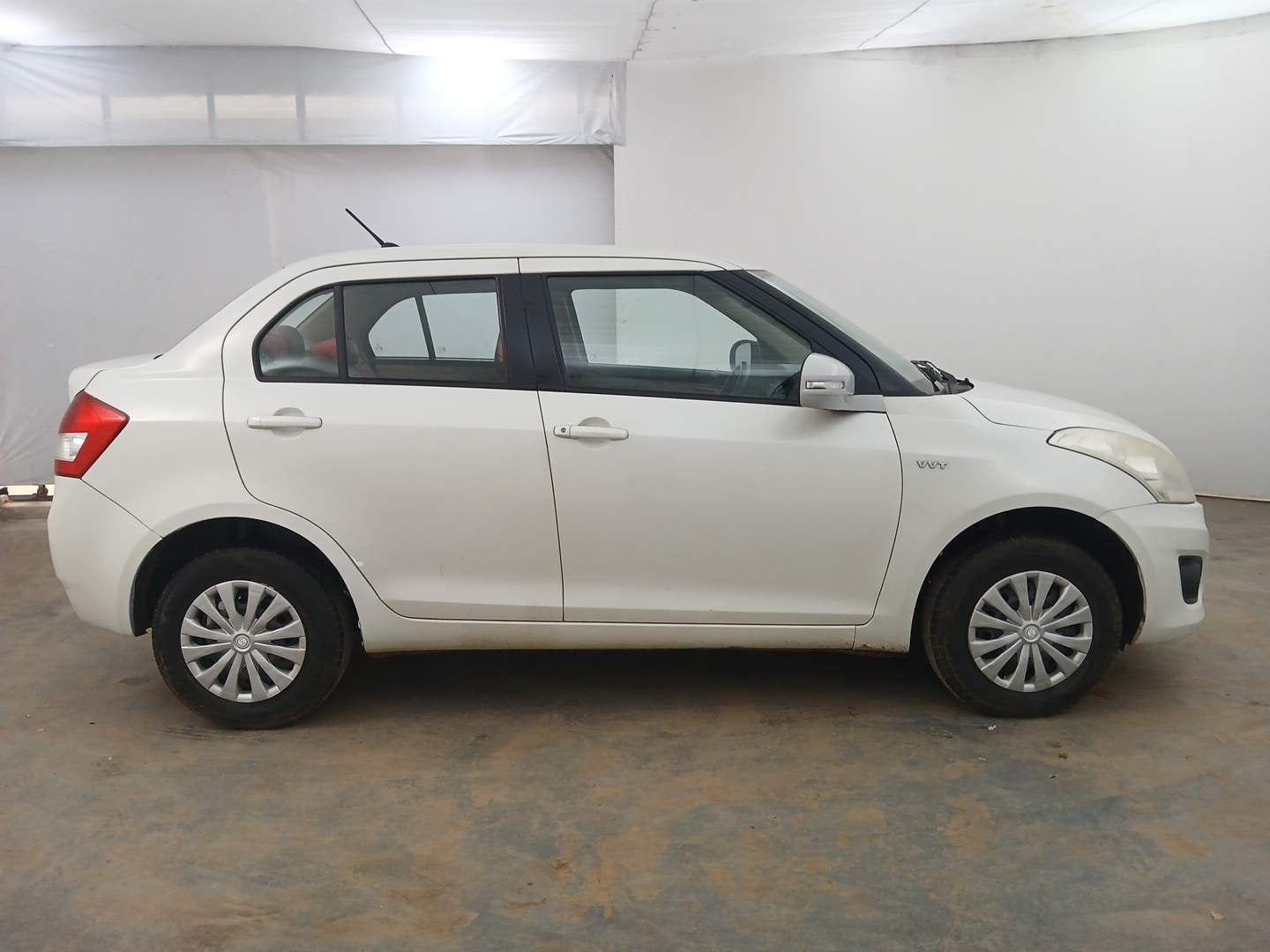 Used 2014 Maruti Suzuki Swift Dzire VXI Petrol Manual exterior RIGHT SIDE VIEW