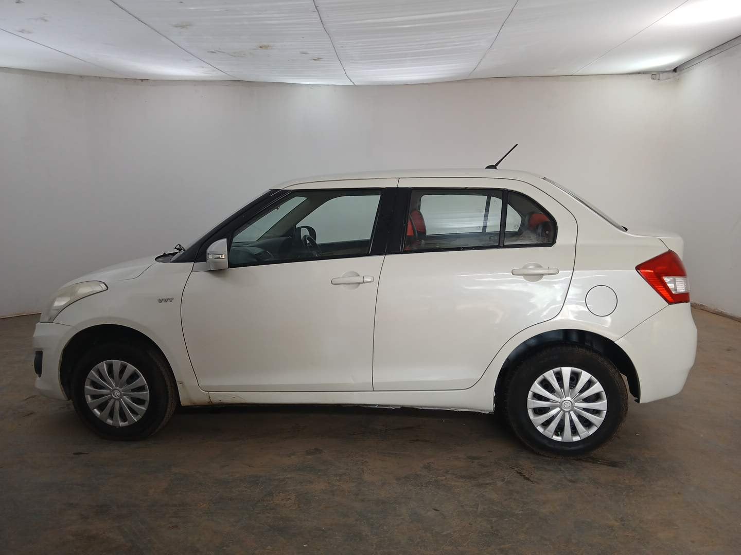 Used 2014 Maruti Suzuki Swift Dzire VXI Petrol Manual exterior LEFT SIDE VIEW
