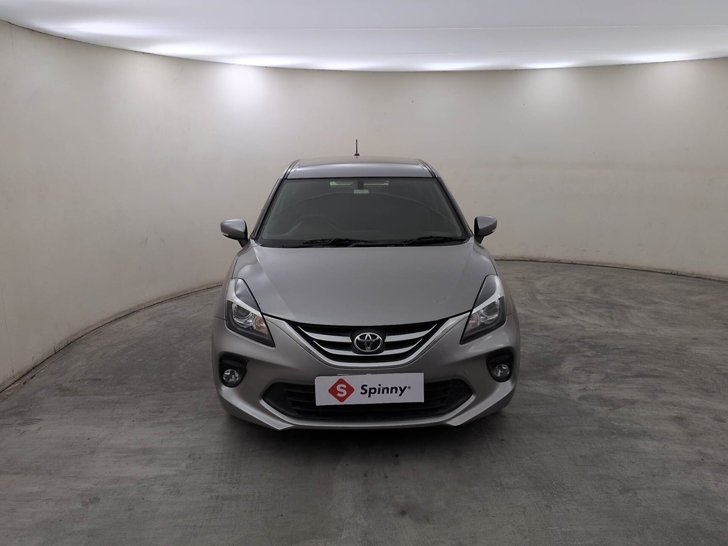Used 2019 Toyota Glanza V CVT Petrol Automatic exterior FRONT VIEW