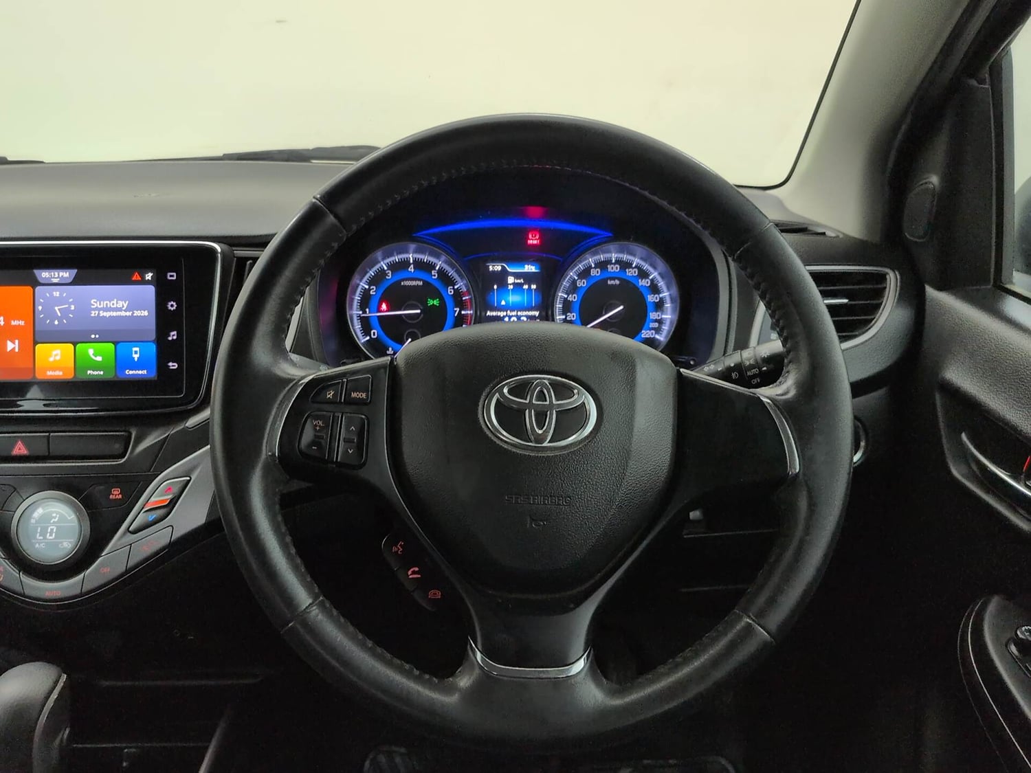 Used 2019 Toyota Glanza V CVT Petrol Automatic interior STEERING VIEW