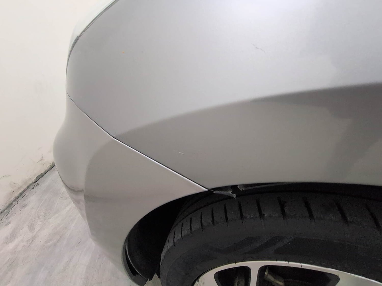Used 2019 Toyota Glanza V CVT Petrol Automatic dents MINOR SCRATCH