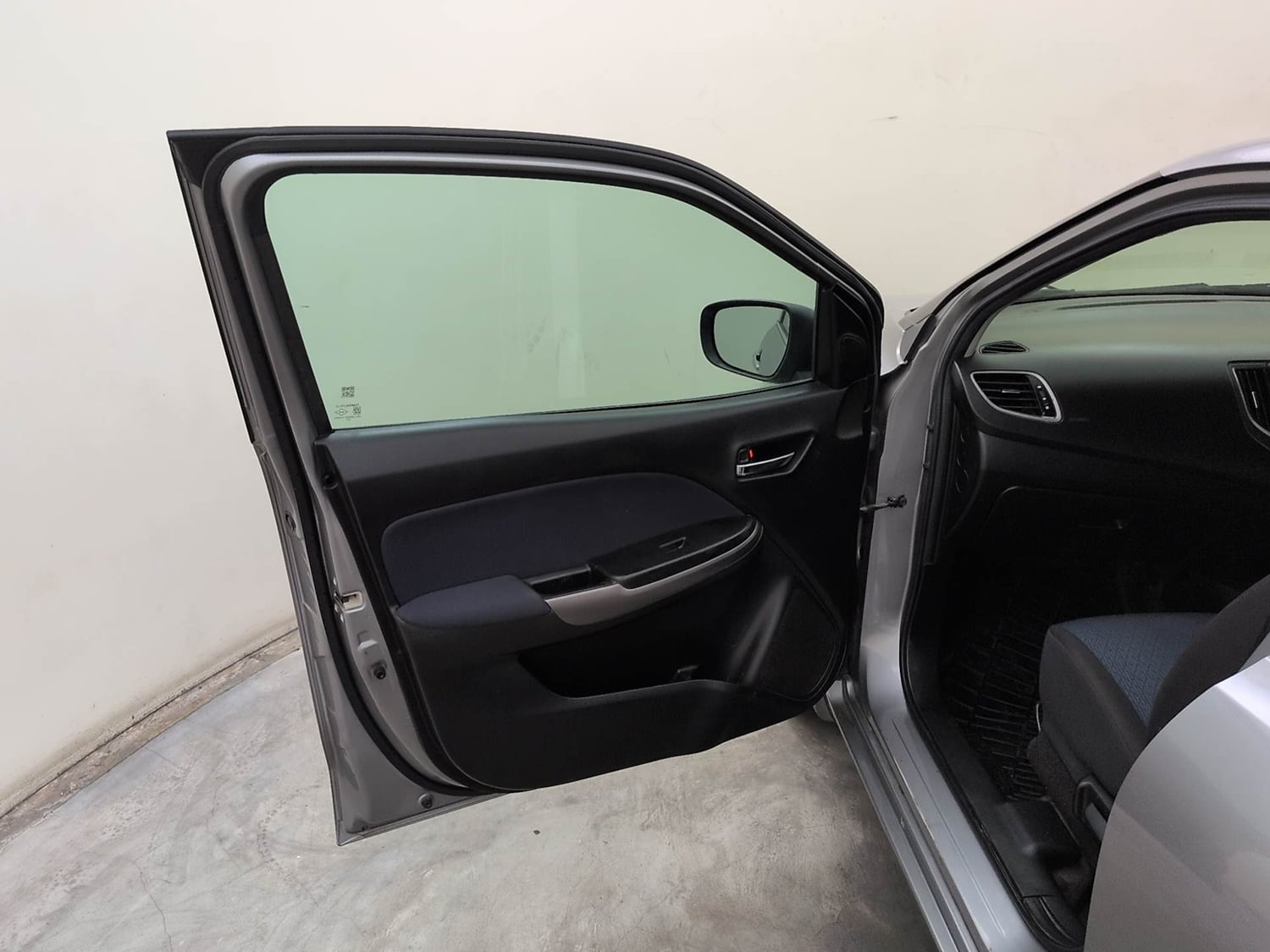 Used 2019 Toyota Glanza V CVT Petrol Automatic interior LEFT FRONT DOOR OPEN VIEW