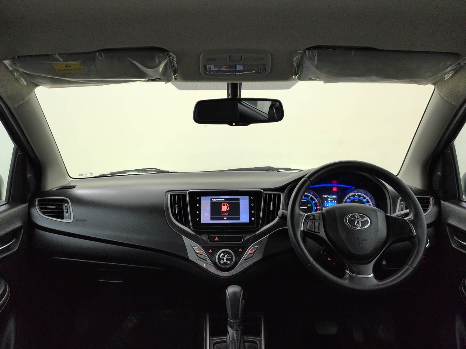 Used 2019 Toyota Glanza V CVT Petrol Automatic interior DASHBOARD VIEW