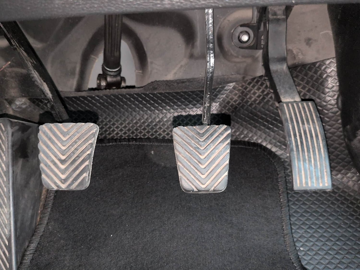 Used 2017 Hyundai Elite i20 Sportz 1.2 Petrol Manual interior PEDALS VIEW