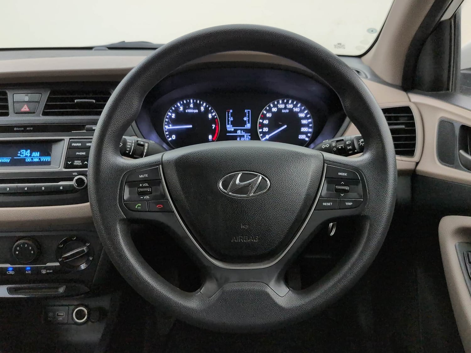 Used 2017 Hyundai Elite i20 Sportz 1.2 Petrol Manual interior STEERING VIEW