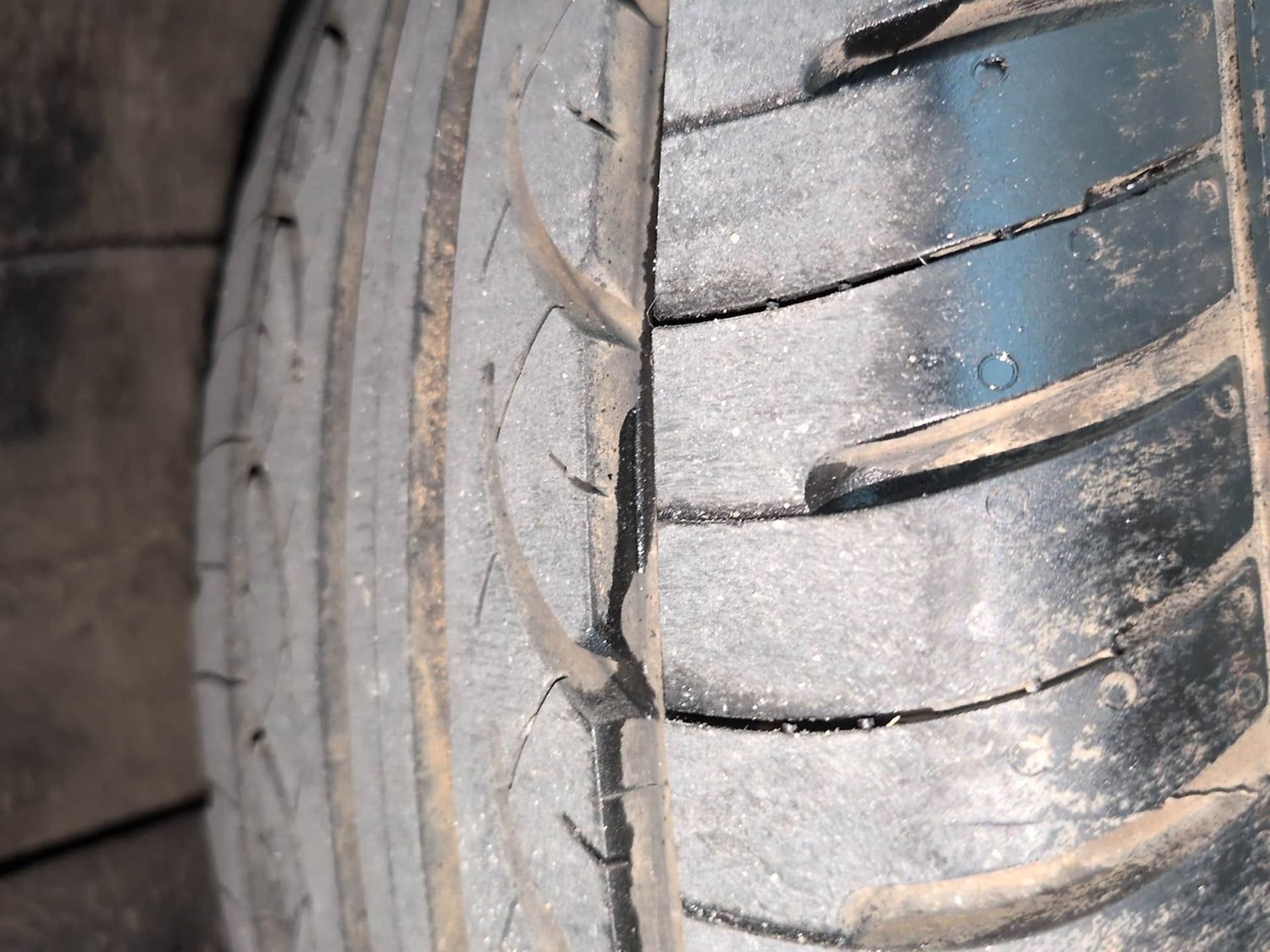 Used 2017 Hyundai Elite i20 Sportz 1.2 Petrol Manual tyres RIGHT REAR TYRE TREAD VIEW