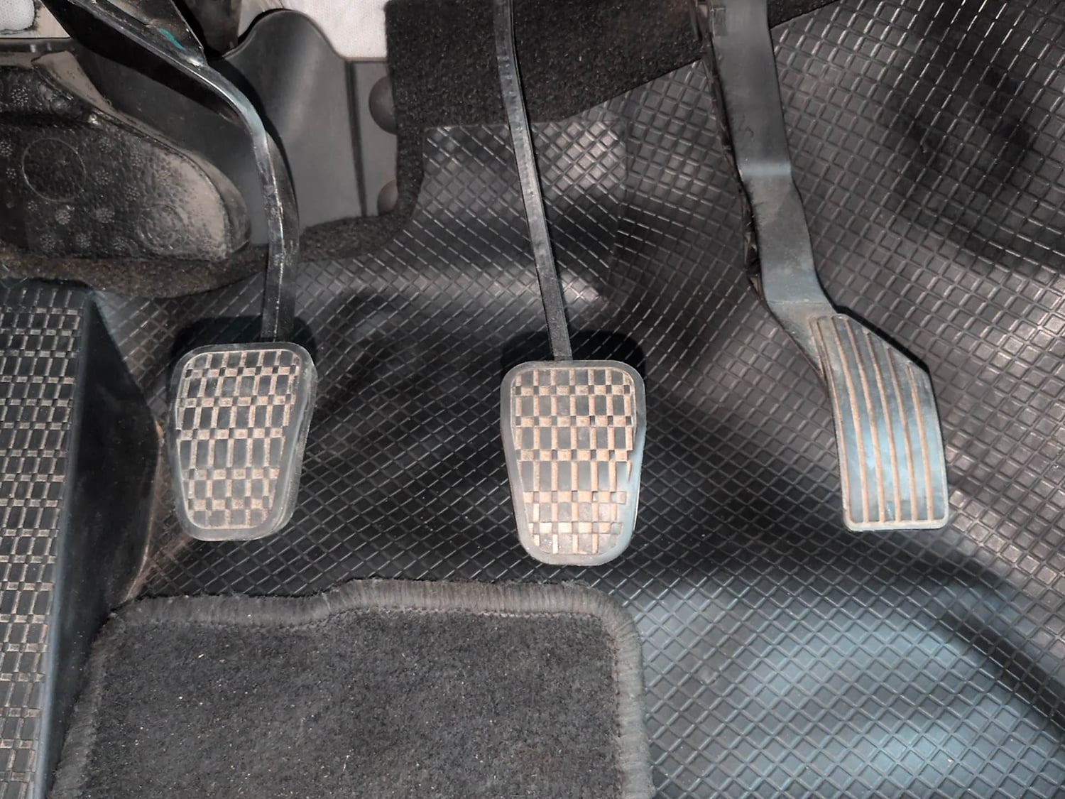 Used 2023 Tata Altroz XZ Plus Petrol Petrol Manual interior PEDALS VIEW