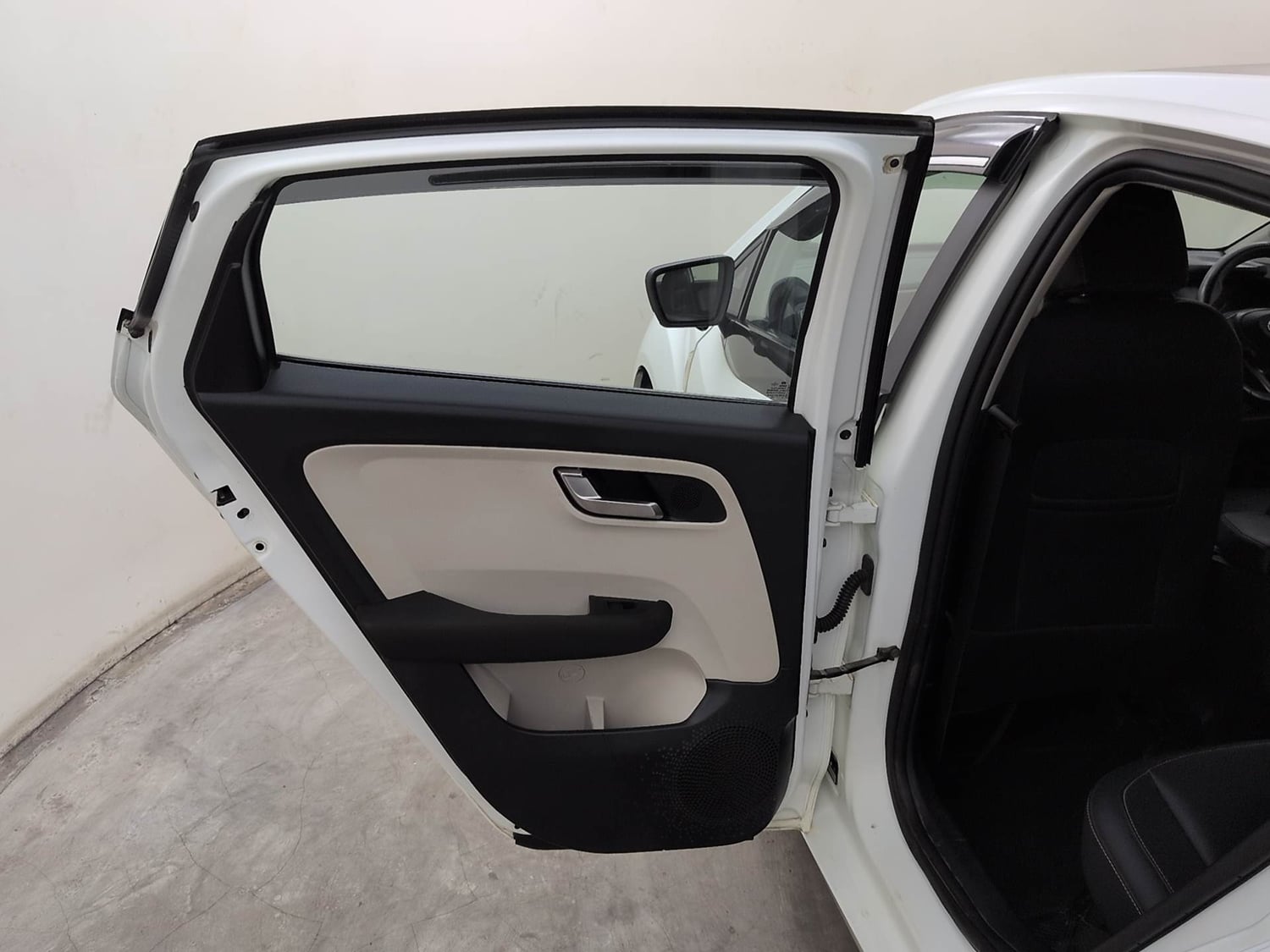 Used 2023 Tata Altroz XZ Plus Petrol Petrol Manual interior LEFT REAR DOOR OPEN VIEW