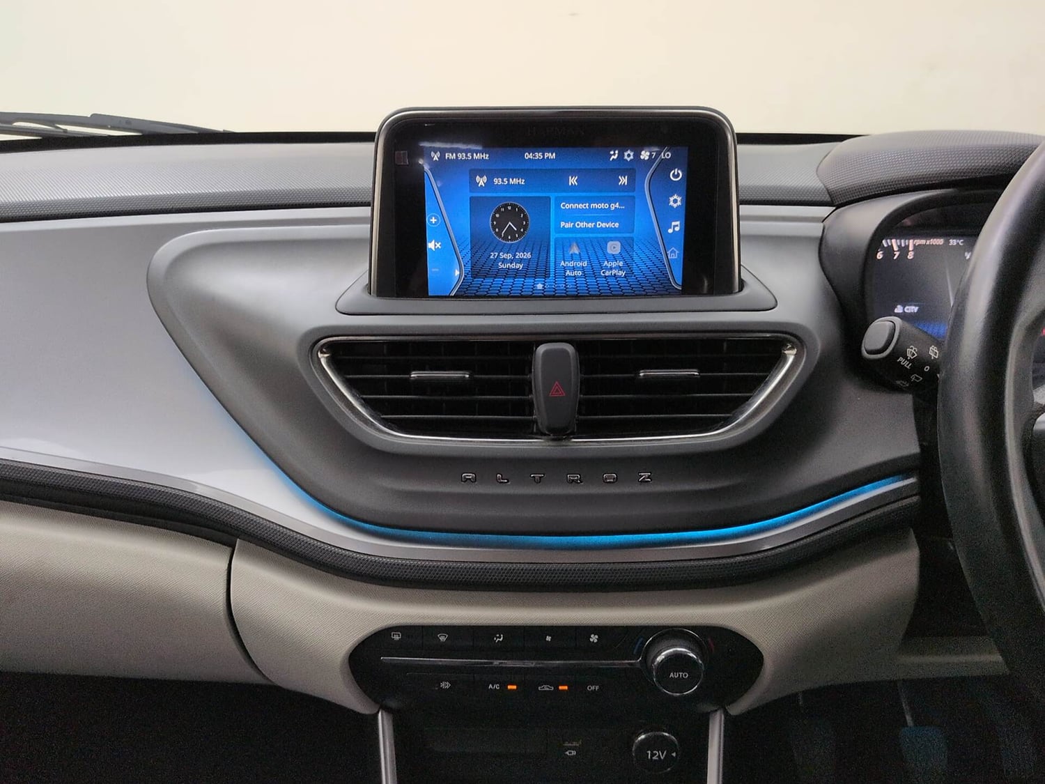 Used 2023 Tata Altroz XZ Plus Petrol Petrol Manual interior MUSIC SYSTEM & AC CONTROL VIEW