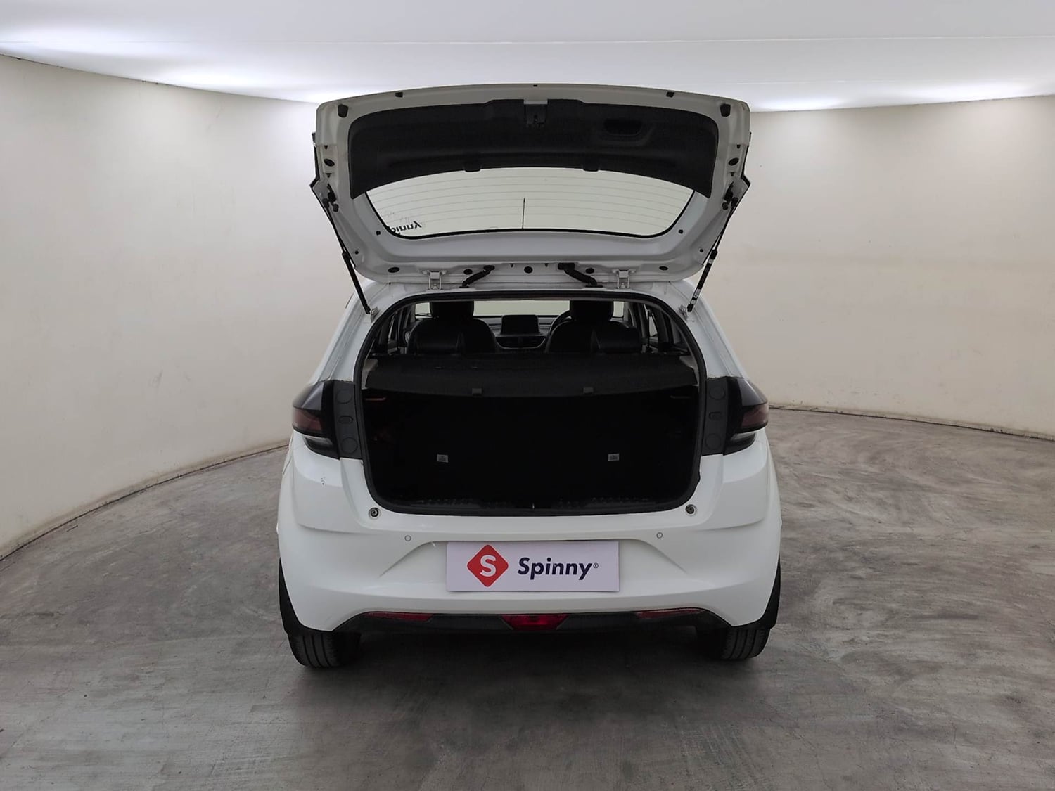 Used 2023 Tata Altroz XZ Plus Petrol Petrol Manual interior DICKY DOOR OPEN VIEW
