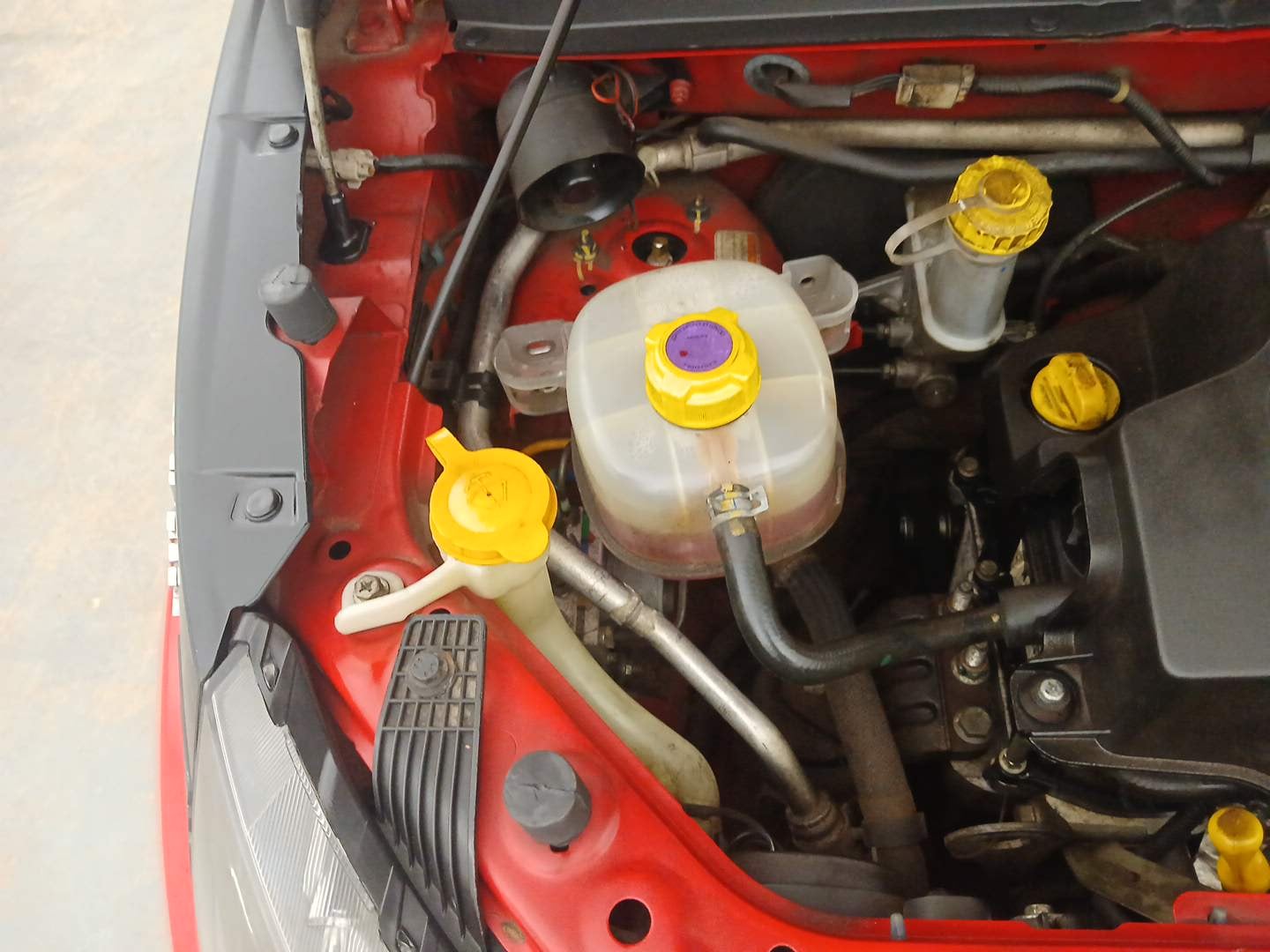 Used 2019 Mahindra KUV100 NXT K2 6 STR Petrol Manual engine ENGINE RIGHT SIDE VIEW