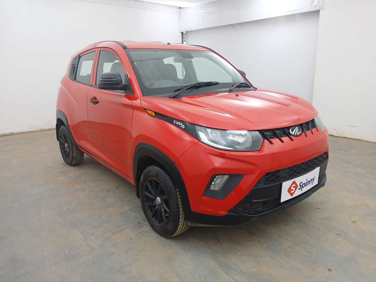 Used 2019 Mahindra KUV100 NXT K2 6 STR Petrol Manual exterior RIGHT FRONT CORNER VIEW