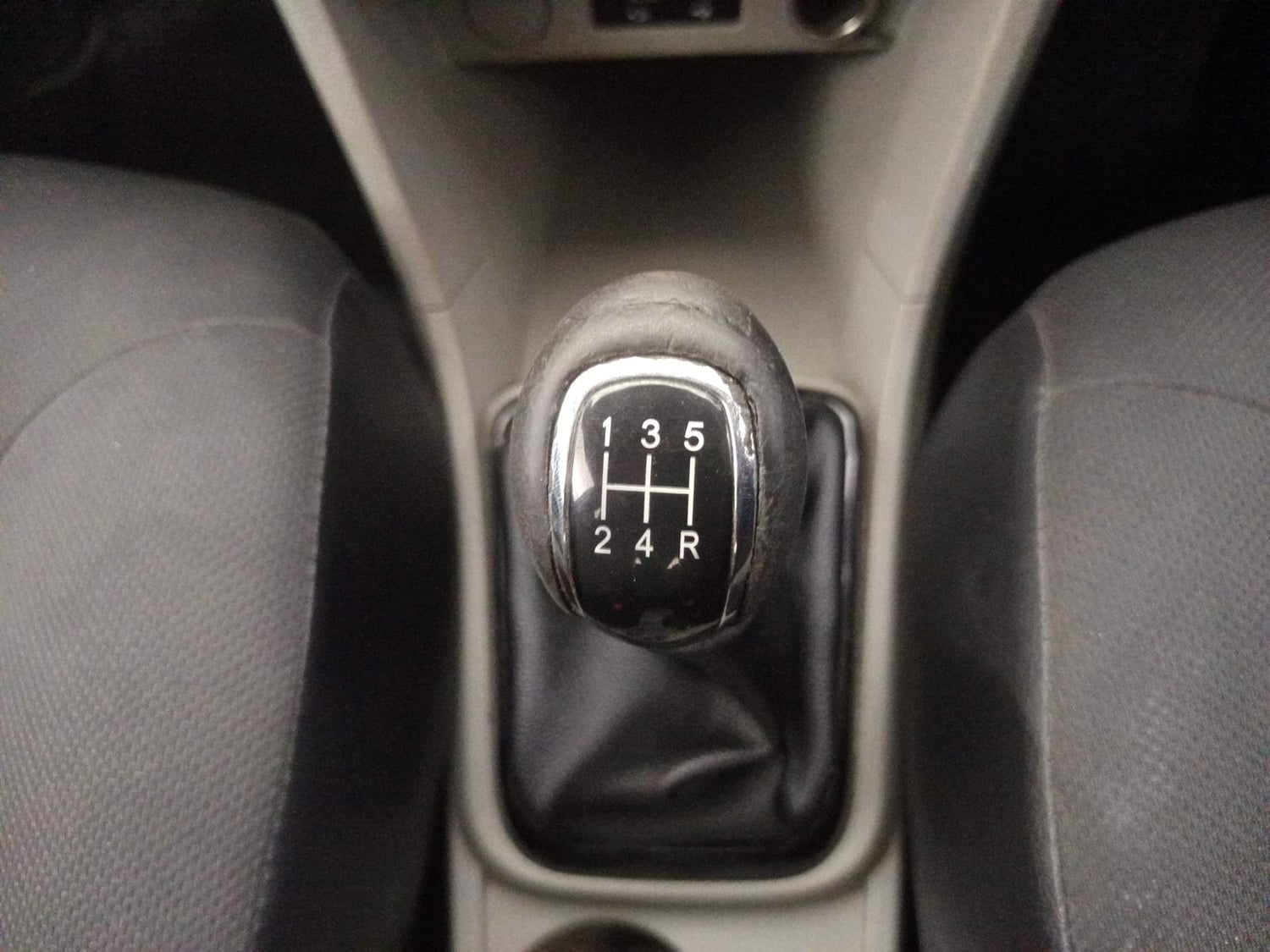 Used 2019 Tata Tiago Revotron XT Petrol Manual interior GEAR  KNOB VIEW