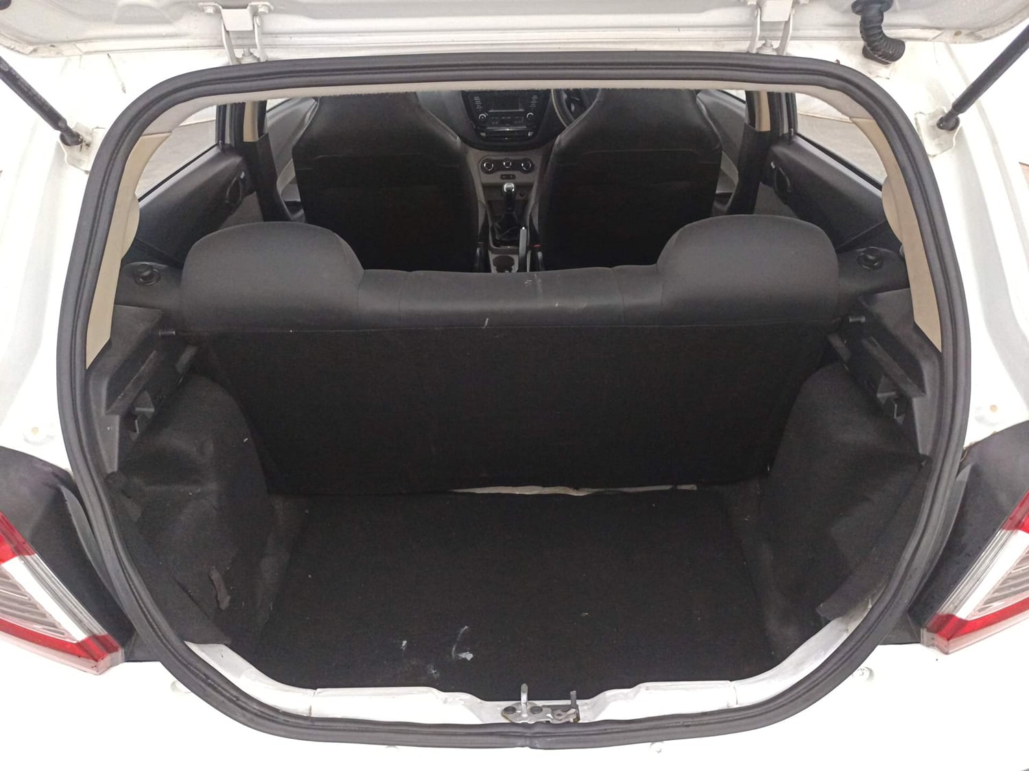 Used 2019 Tata Tiago Revotron XT Petrol Manual interior DICKY INSIDE VIEW