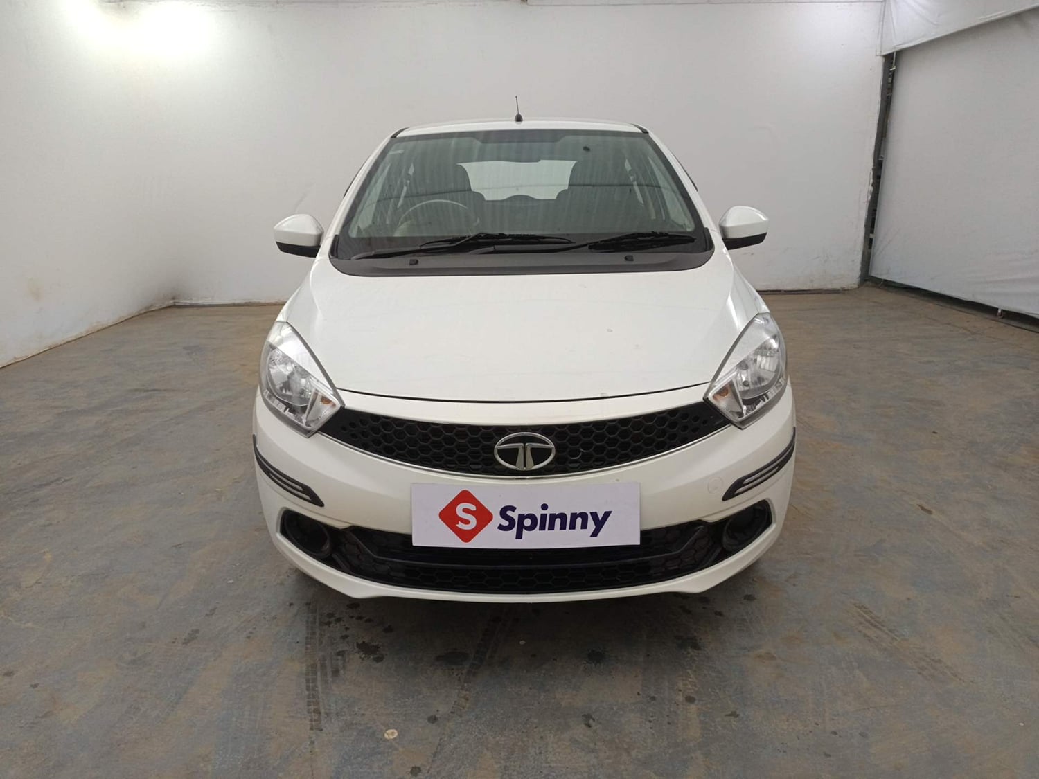 Used 2019 Tata Tiago Revotron XT Petrol Manual exterior FRONT VIEW