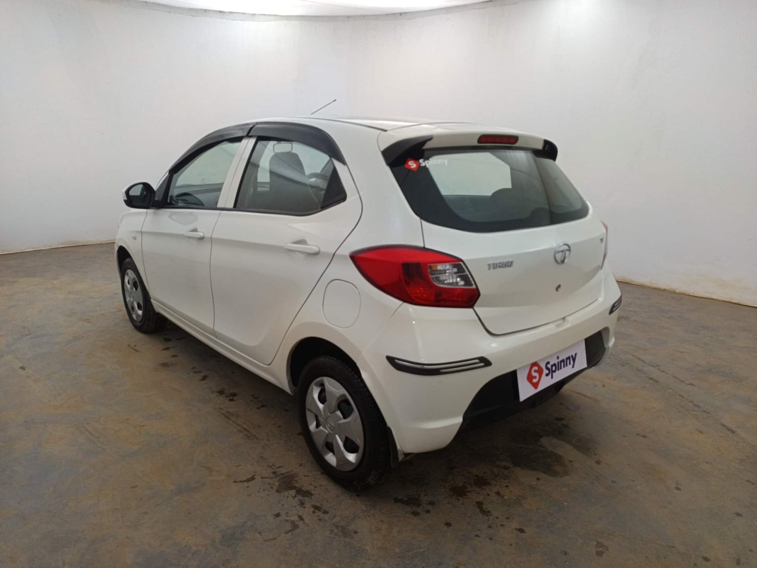 Used 2019 Tata Tiago Revotron XT Petrol Manual exterior LEFT REAR CORNER VIEW