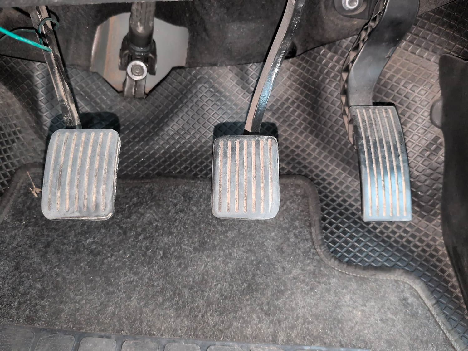 Used 2019 Hyundai Grand i10 Magna 1.2 Kappa VTVT Petrol Manual interior PEDALS VIEW