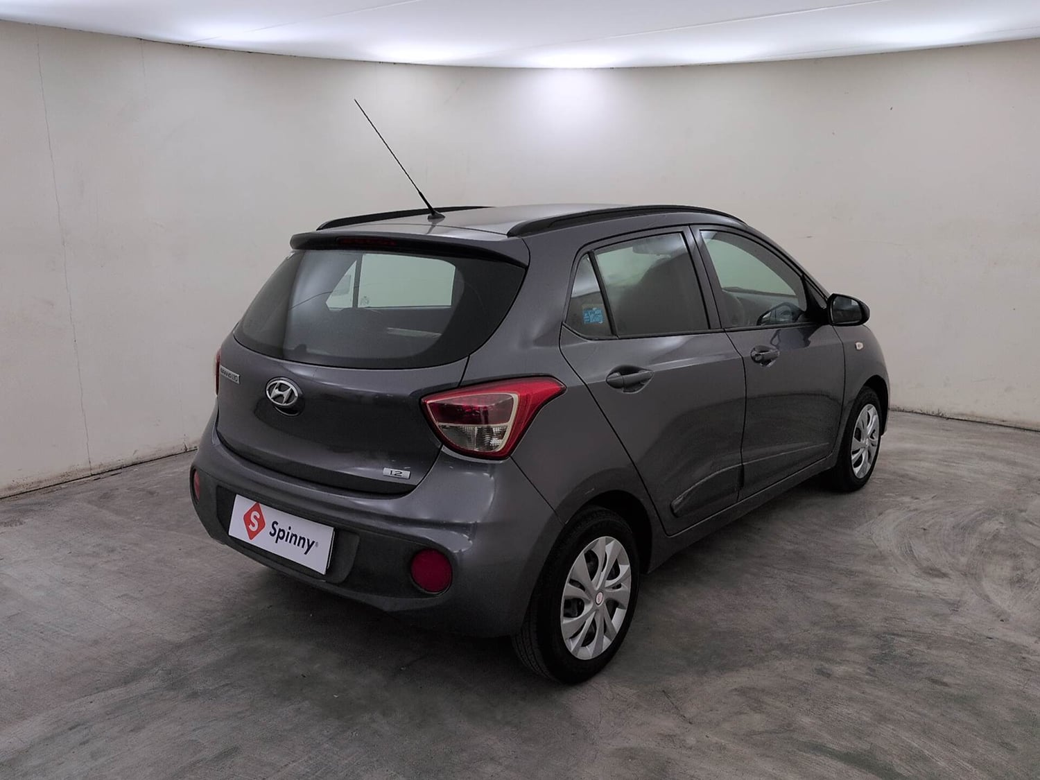 Used 2019 Hyundai Grand i10 Magna 1.2 Kappa VTVT Petrol Manual exterior RIGHT REAR CORNER VIEW