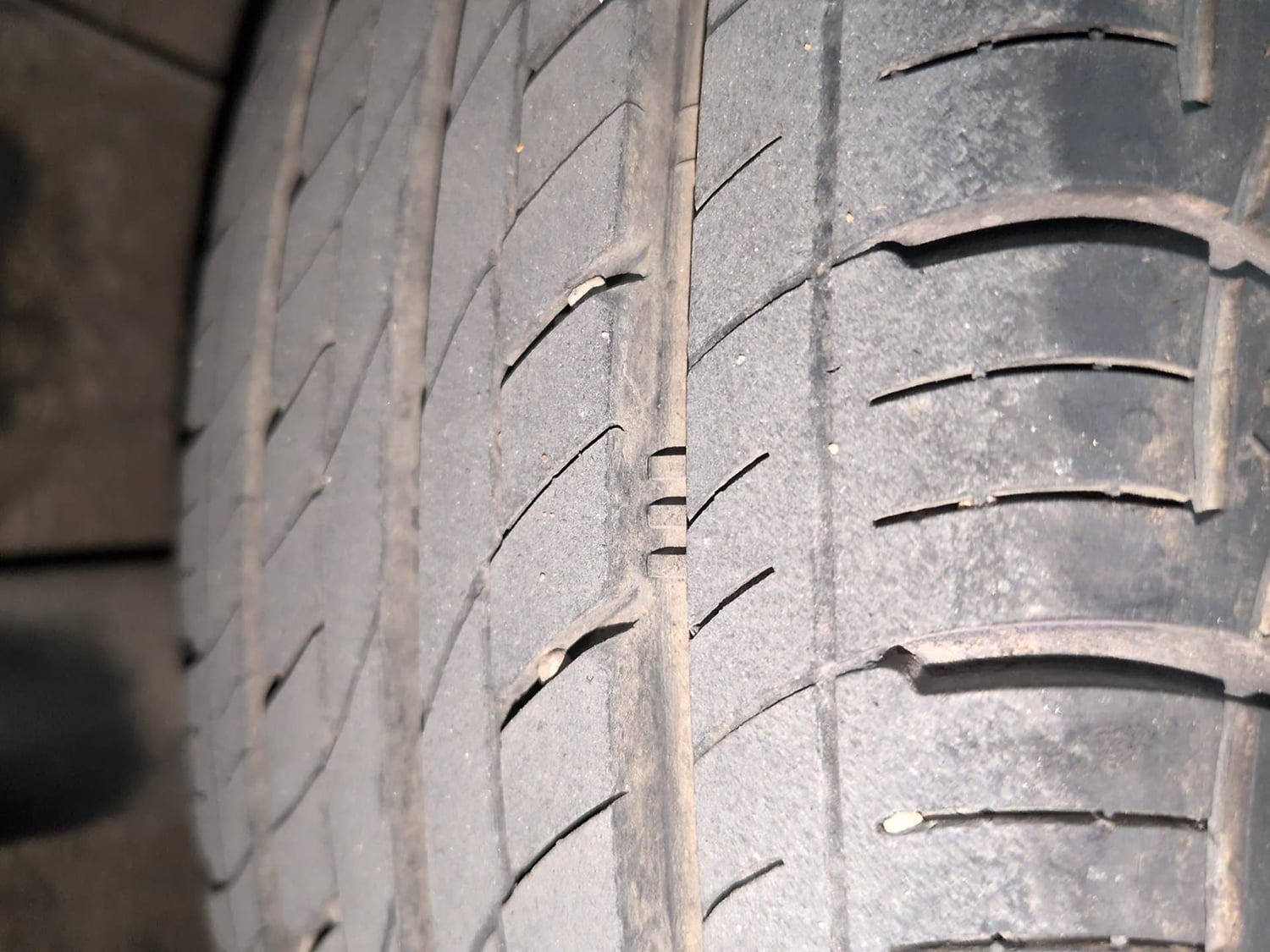 Used 2019 Hyundai Grand i10 Magna 1.2 Kappa VTVT Petrol Manual tyres RIGHT REAR TYRE TREAD VIEW