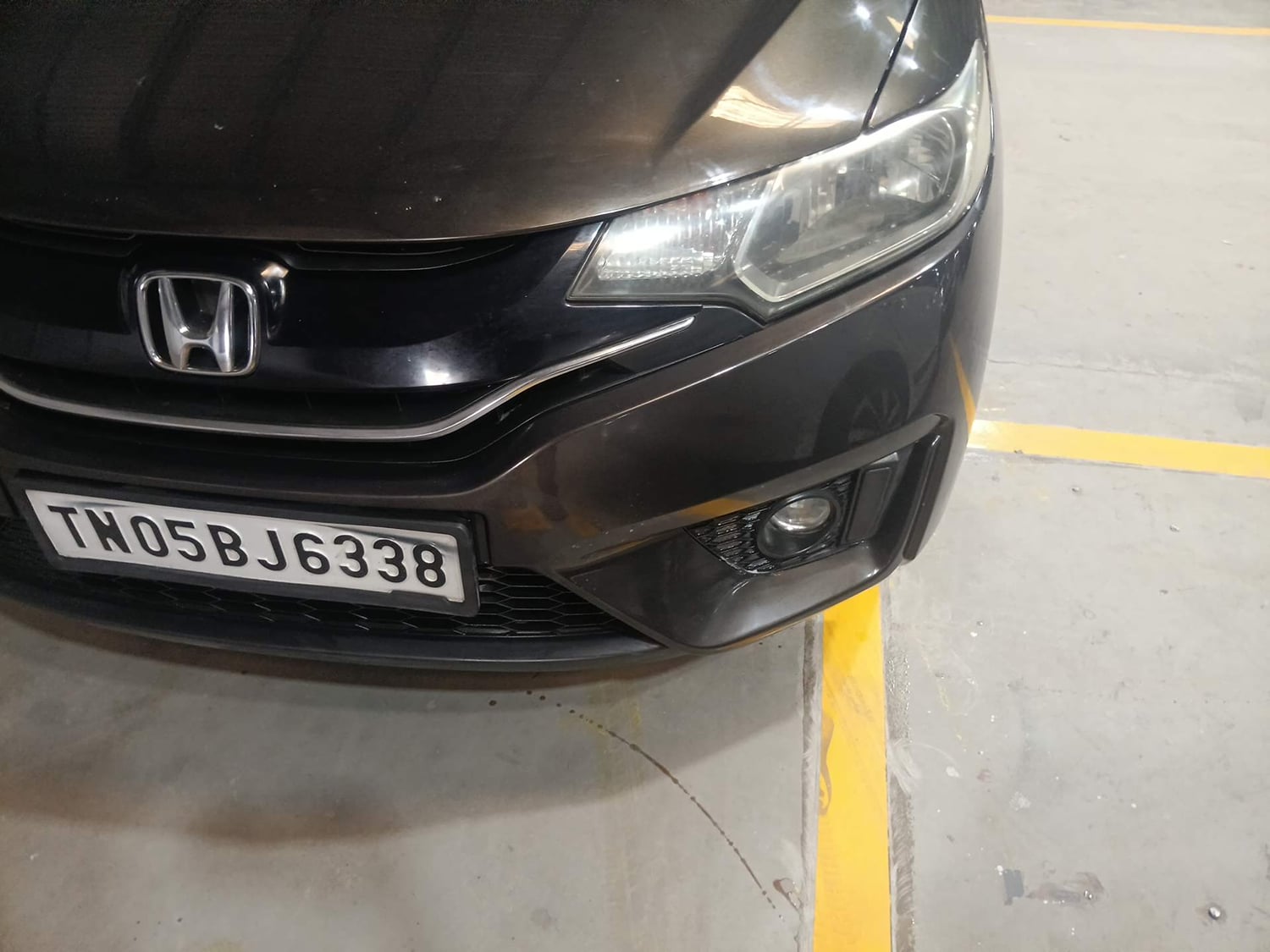 Used 2017 Honda Jazz V AT Petrol Petrol Automatic dents MINOR SCRATCH