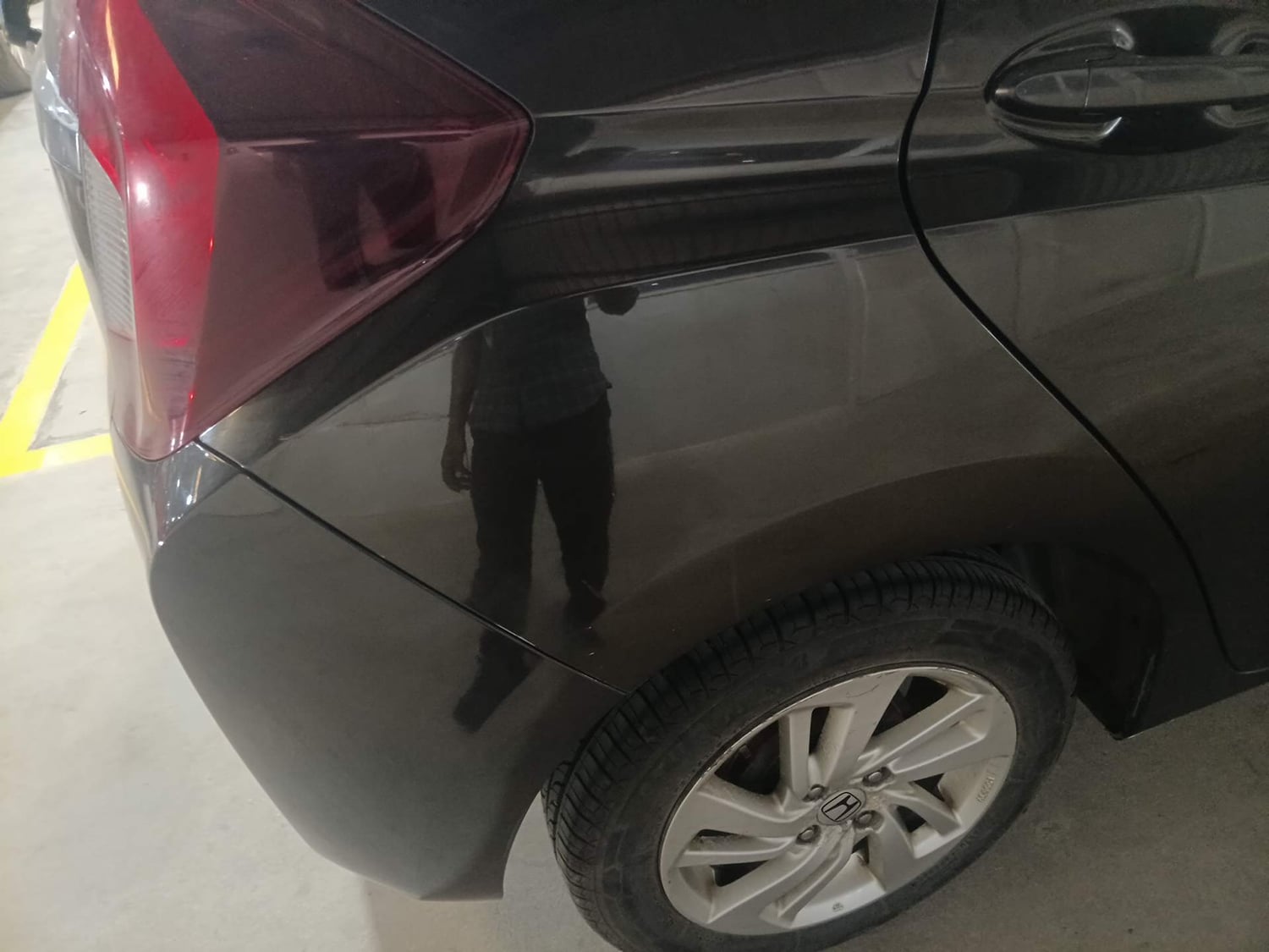 Used 2017 Honda Jazz V AT Petrol Petrol Automatic dents MINOR SCRATCH