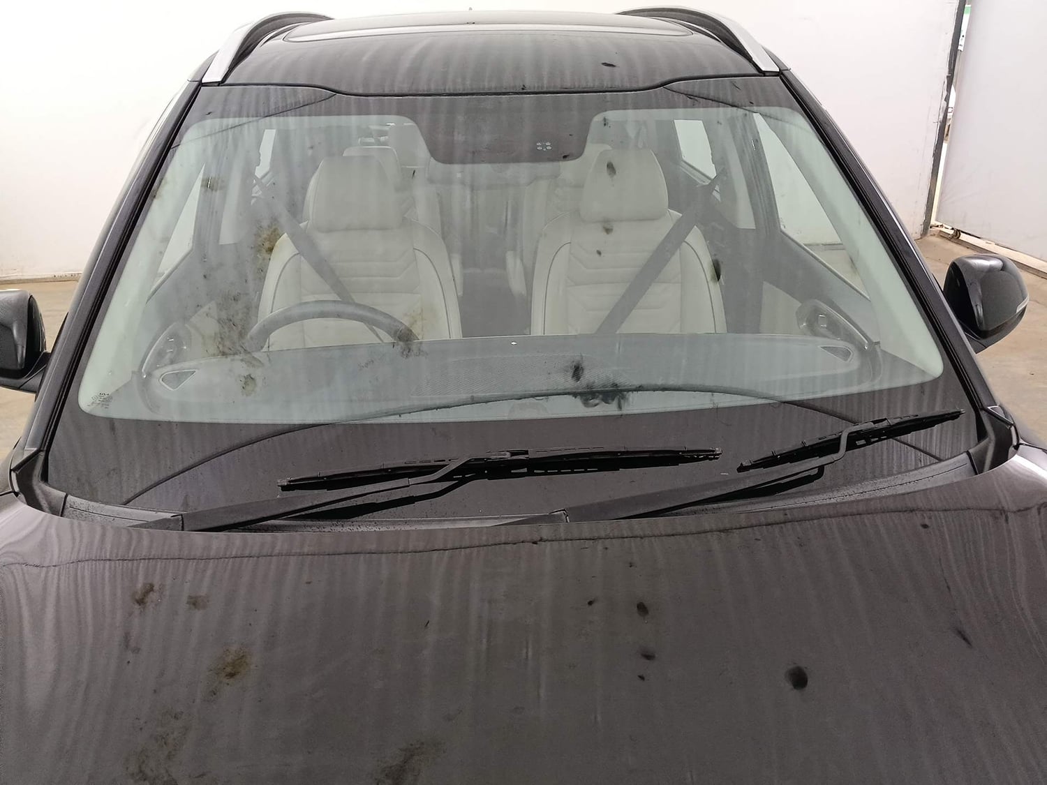 Used 2022 Kia Carens Luxury Plus 1.4 Petrol DCT 6 STR Petrol Automatic exterior FRONT WINDSHIELD VIEW