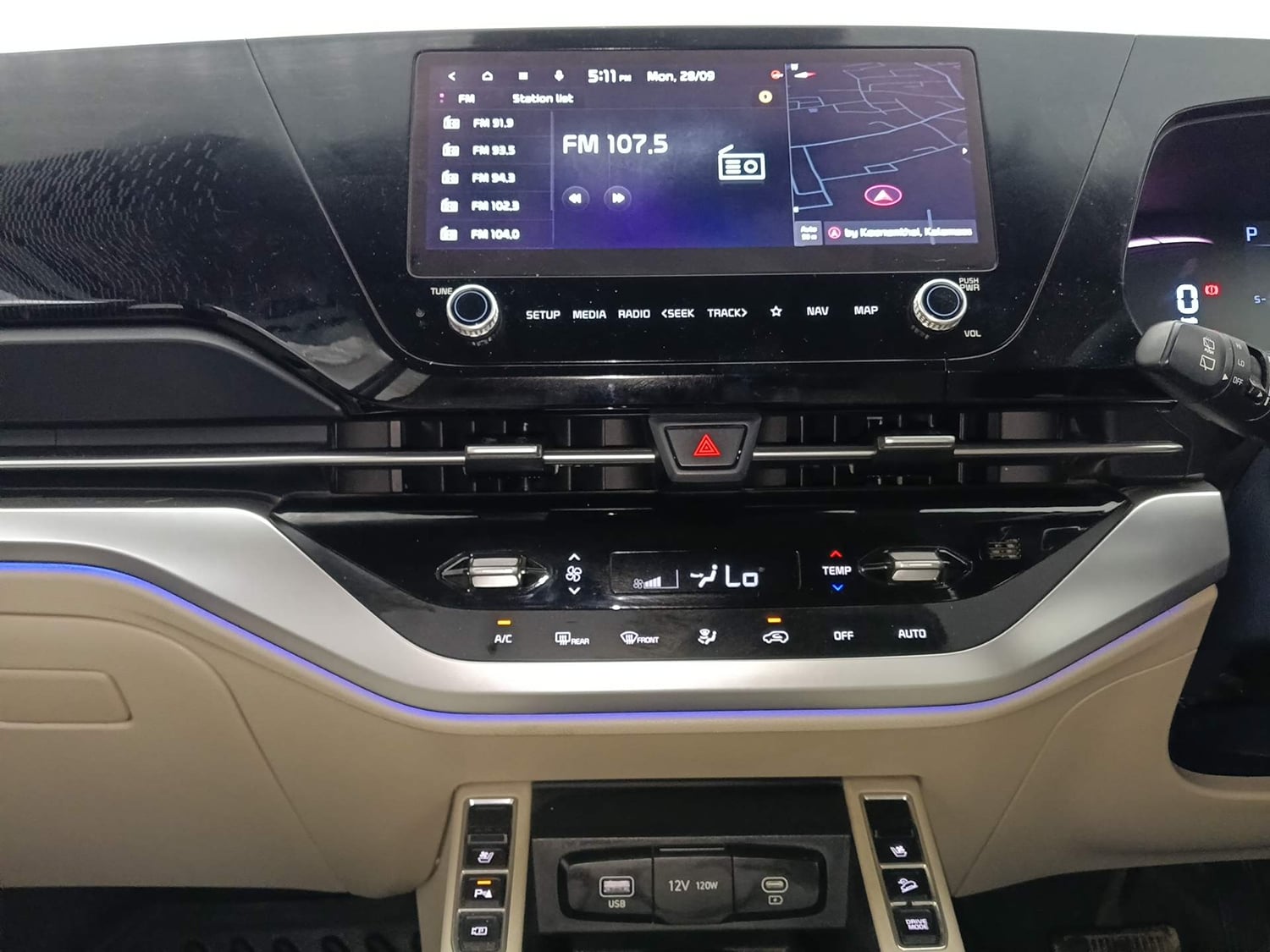 Used 2022 Kia Carens Luxury Plus 1.4 Petrol DCT 6 STR Petrol Automatic interior MUSIC SYSTEM & AC CONTROL VIEW