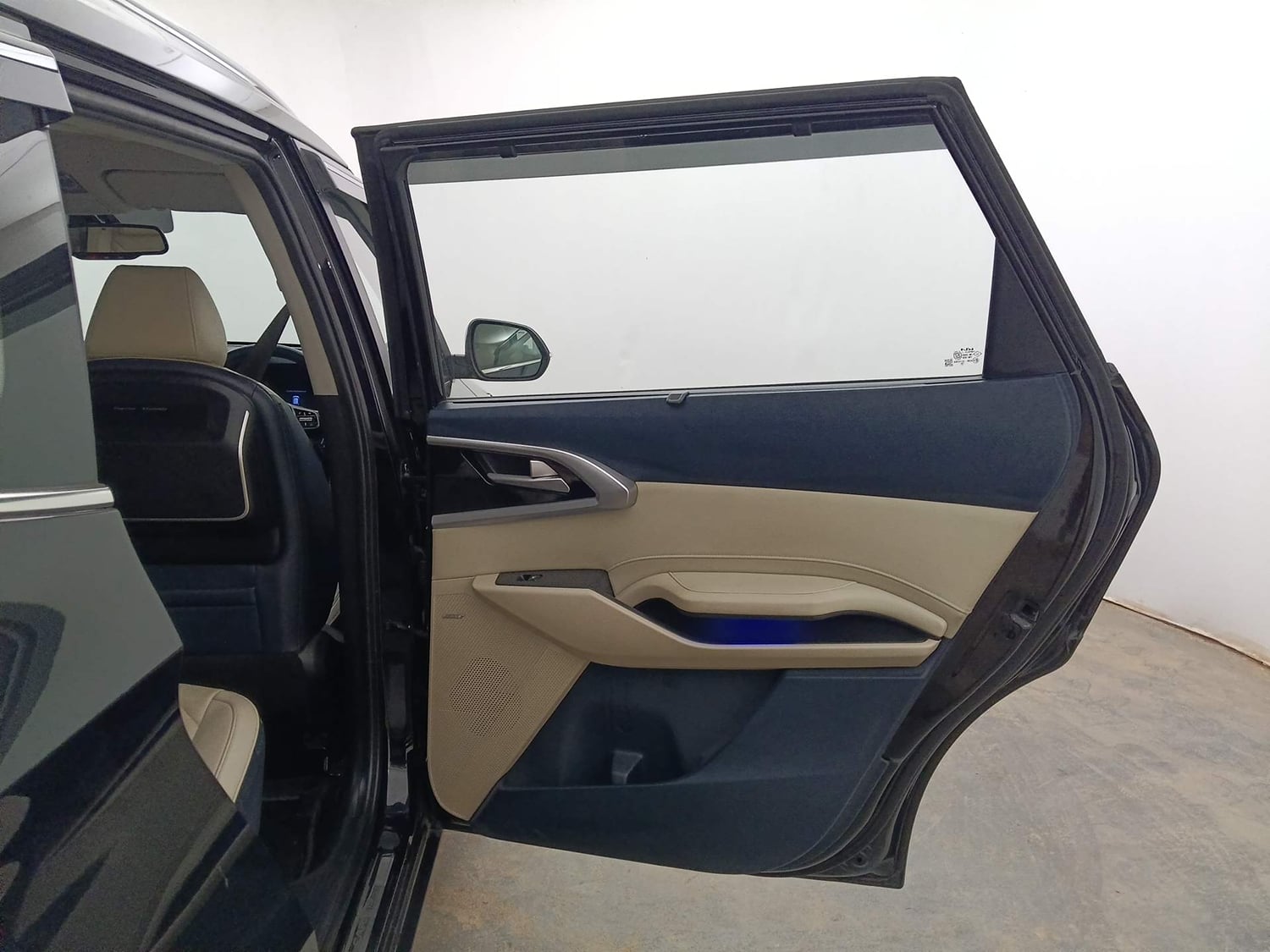 Used 2022 Kia Carens Luxury Plus 1.4 Petrol DCT 6 STR Petrol Automatic interior RIGHT REAR DOOR OPEN VIEW