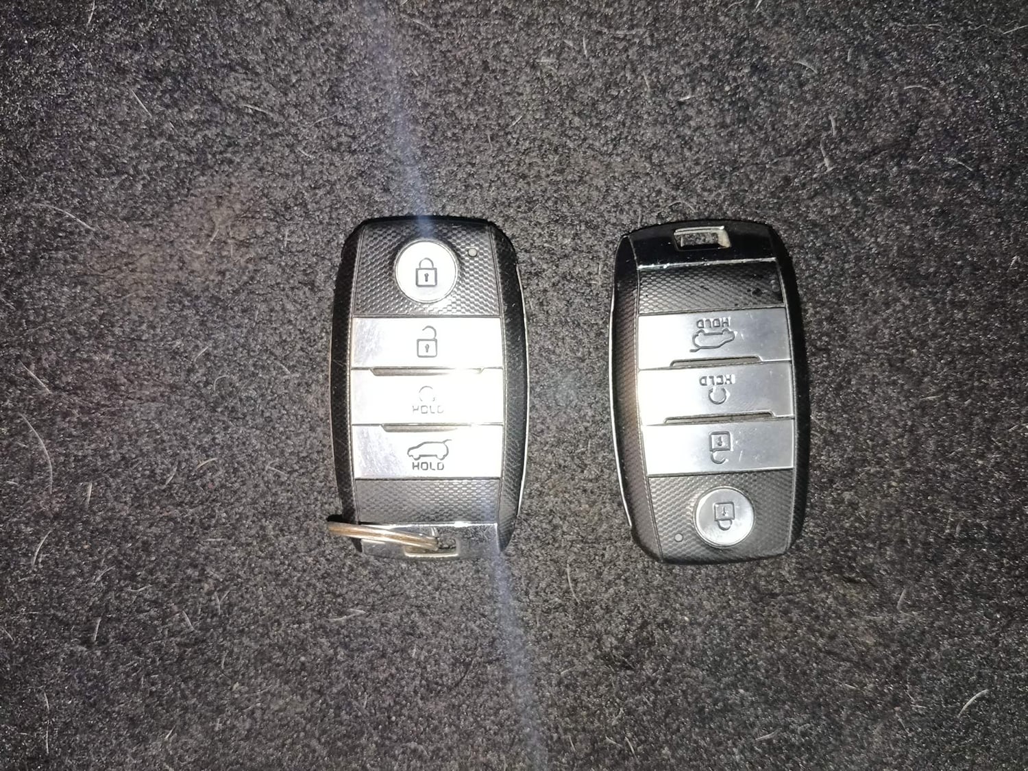 Used 2022 Kia Carens Luxury Plus 1.4 Petrol DCT 6 STR Petrol Automatic extra CAR KEY VIEW
