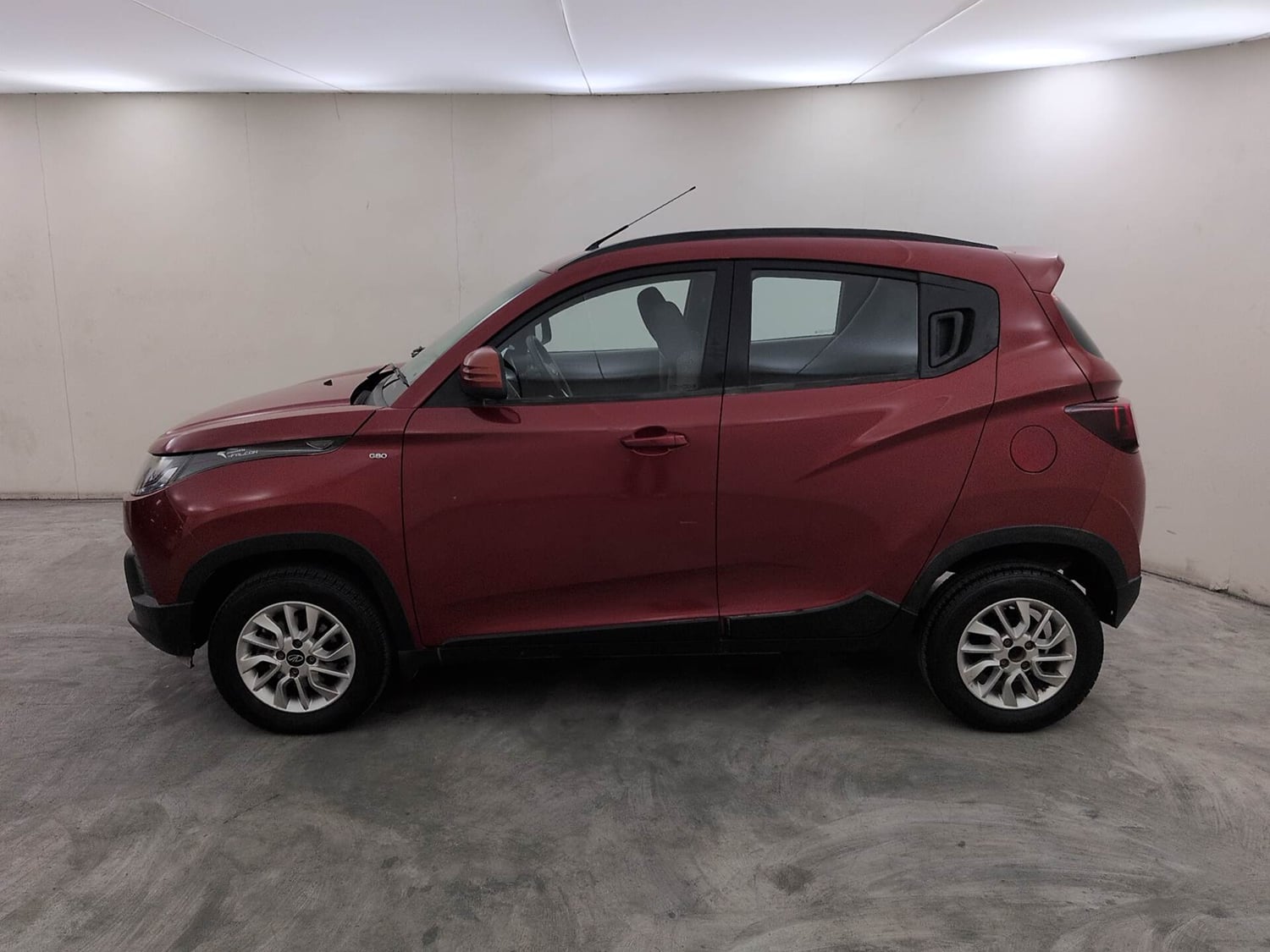 Used 2017 Mahindra KUV100 K6 6 STR Petrol Manual exterior LEFT SIDE VIEW