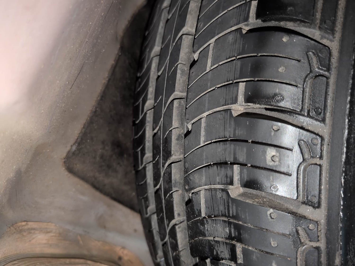 Used 2017 Mahindra KUV100 K6 6 STR Petrol Manual tyres SPARE TYRE VIEW