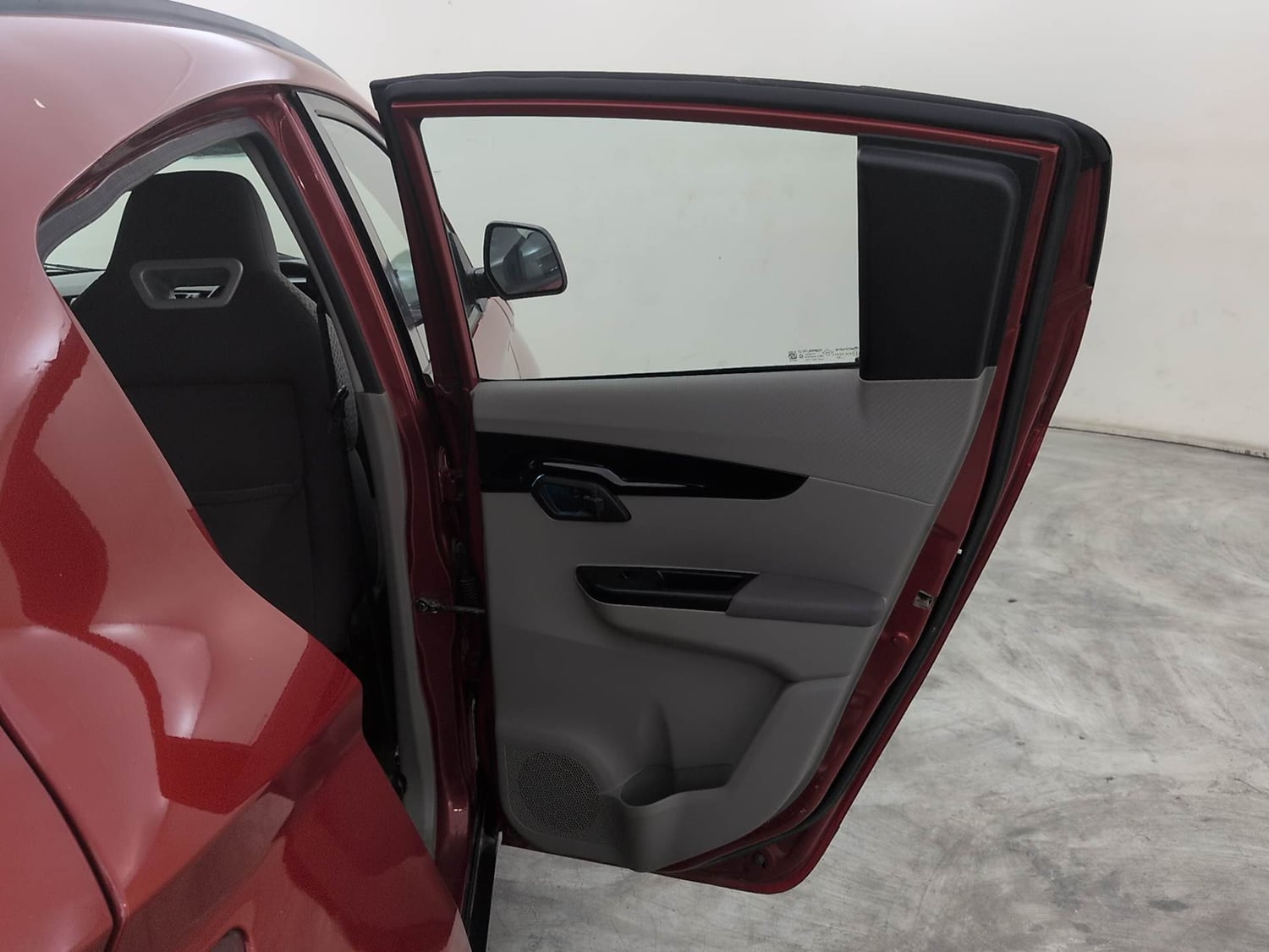 Used 2017 Mahindra KUV100 K6 6 STR Petrol Manual interior RIGHT REAR DOOR OPEN VIEW