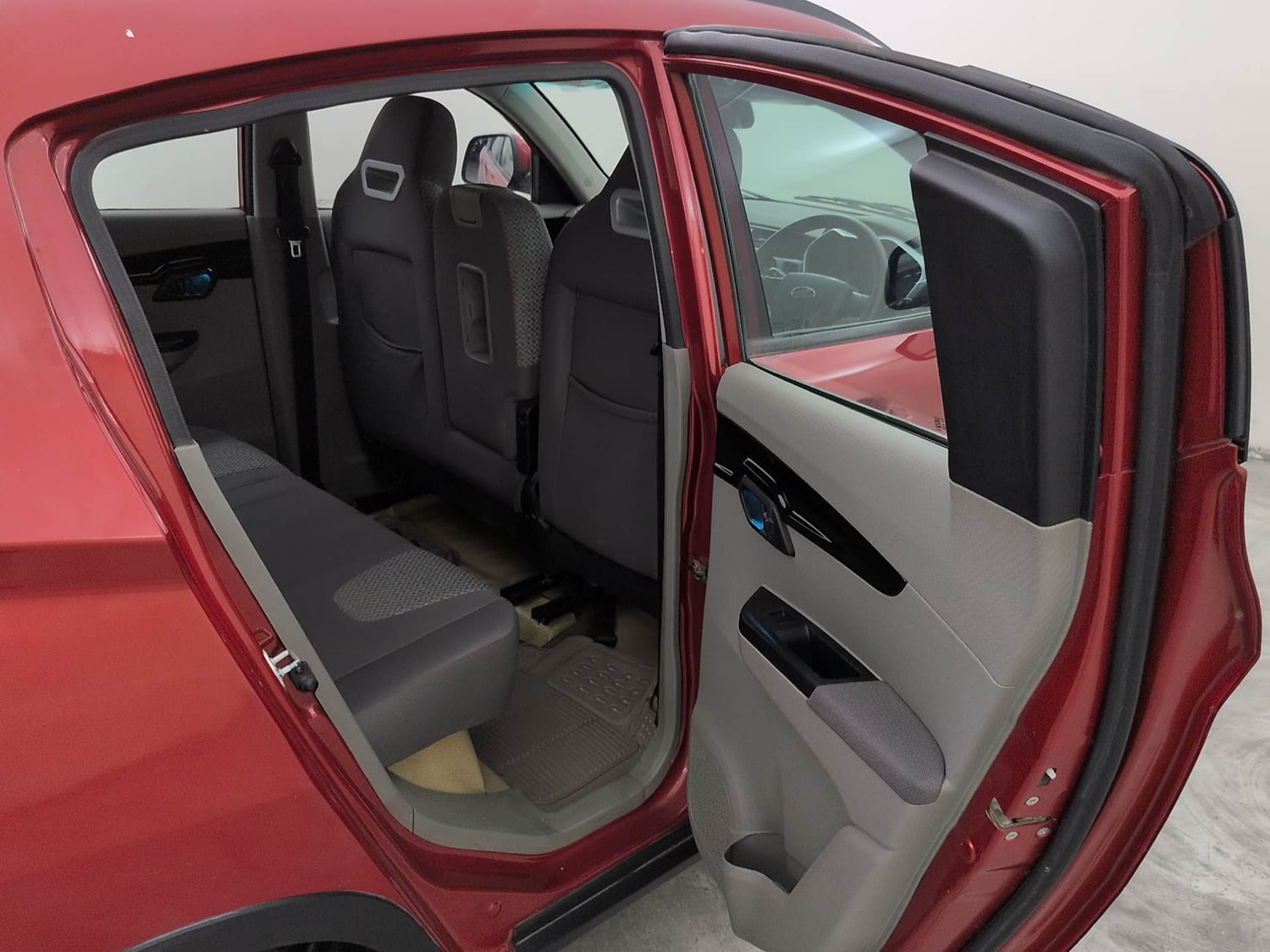 Used 2017 Mahindra KUV100 K6 6 STR Petrol Manual interior RIGHT SIDE REAR DOOR CABIN VIEW