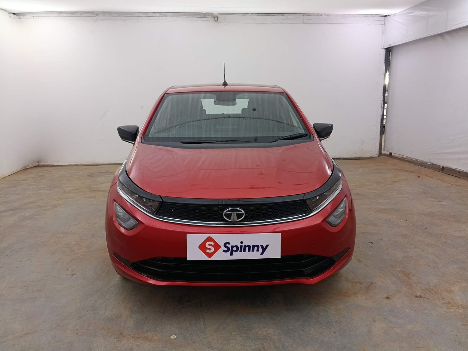 Used 2020 Tata Altroz XZ Petrol Petrol Manual exterior FRONT VIEW