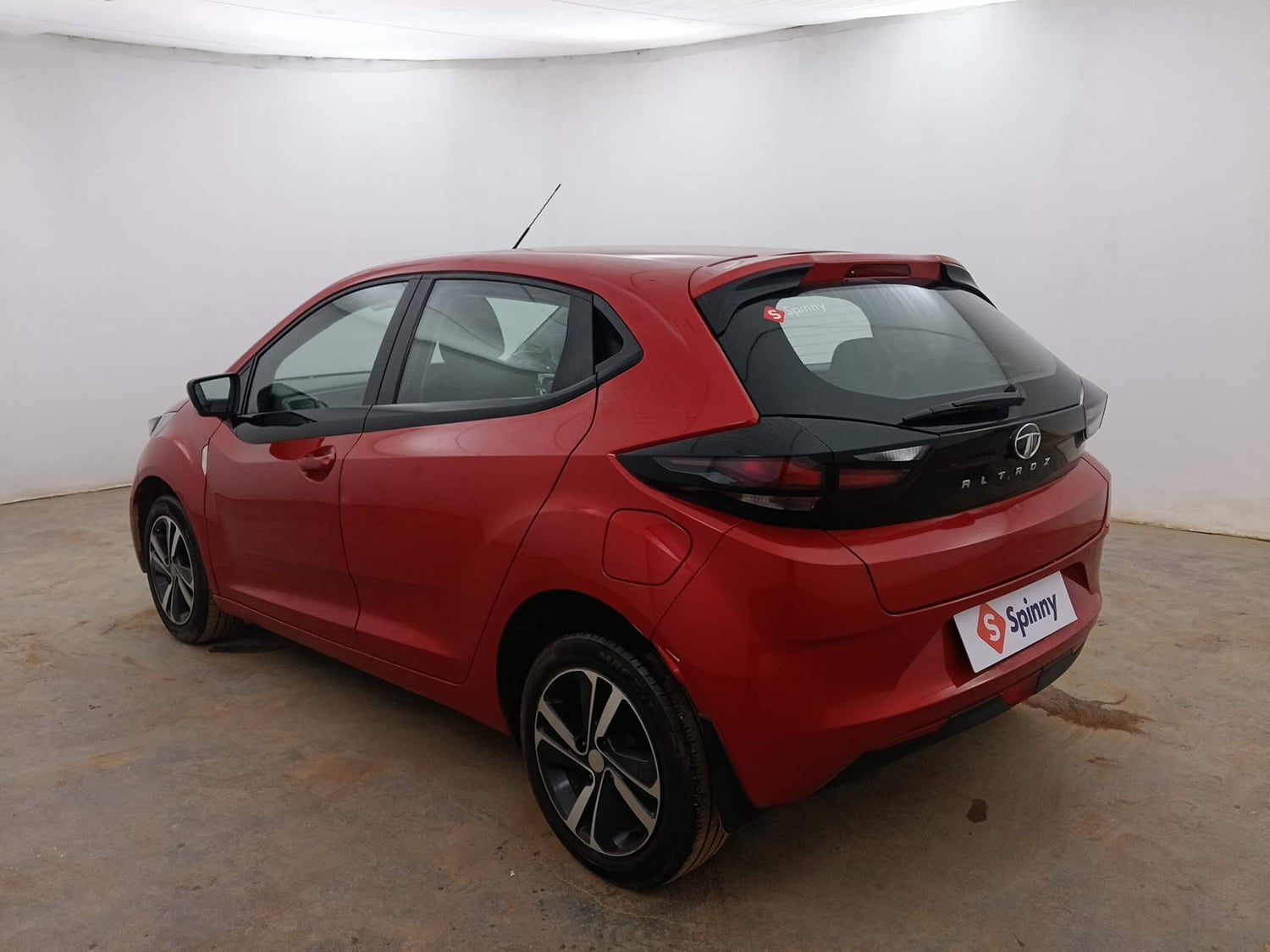 Used 2020 Tata Altroz XZ Petrol Petrol Manual exterior LEFT REAR CORNER VIEW
