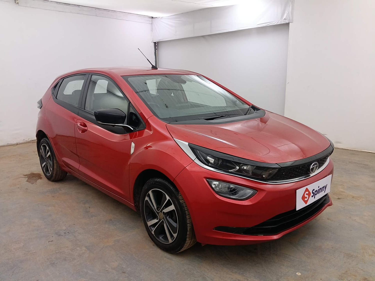 Used 2020 Tata Altroz XZ Petrol Petrol Manual exterior RIGHT FRONT CORNER VIEW
