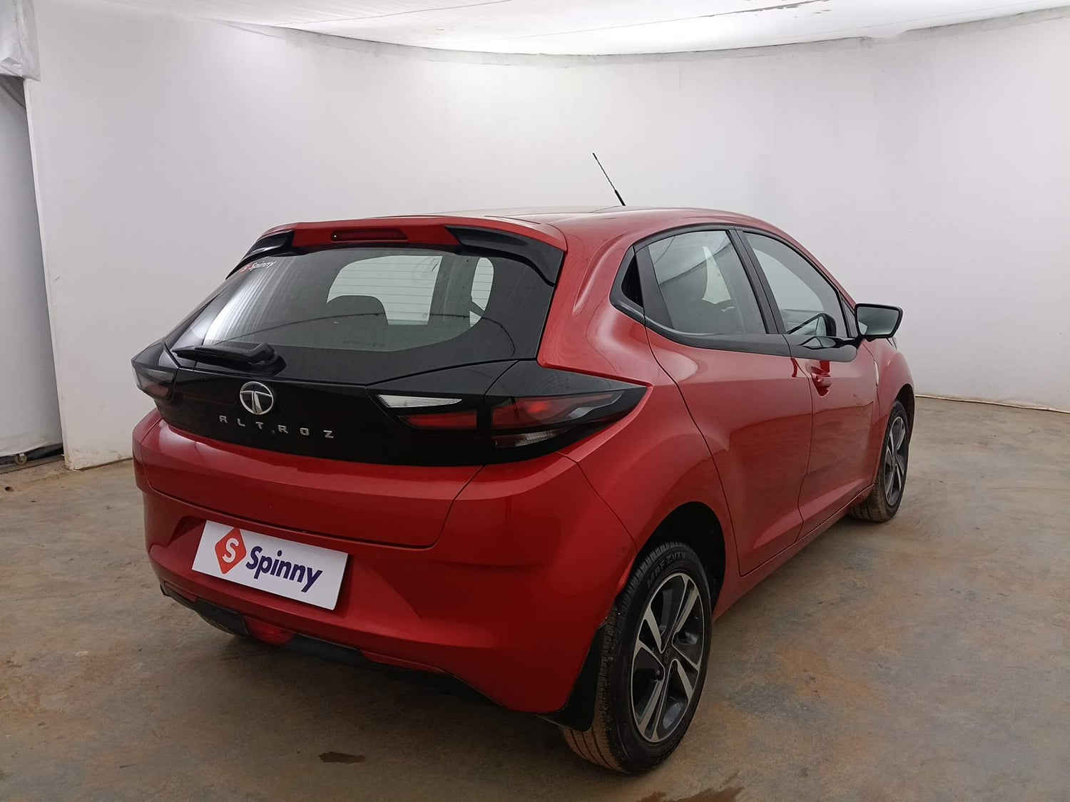 Used 2020 Tata Altroz XZ Petrol Petrol Manual exterior RIGHT REAR CORNER VIEW