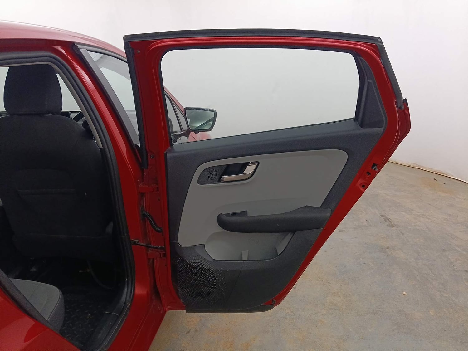 Used 2020 Tata Altroz XZ Petrol Petrol Manual interior RIGHT REAR DOOR OPEN VIEW