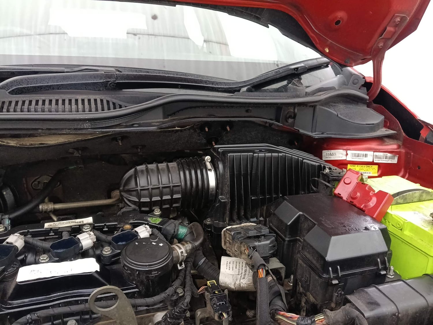 Used 2020 Tata Altroz XZ Petrol Petrol Manual engine ENGINE LEFT SIDE HINGE & APRON VIEW