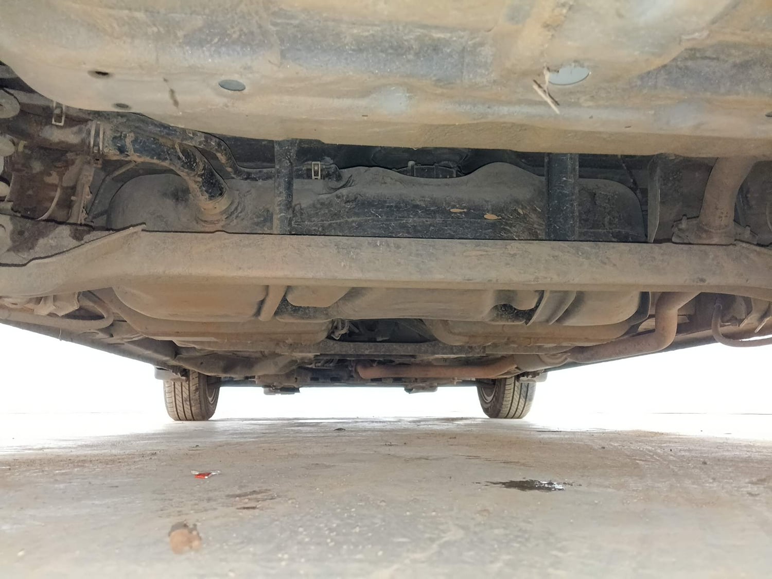 Used 2018 Honda City V Petrol Petrol Manual extra REAR UNDERBODY VIEW (TAKEN FROM REAR)