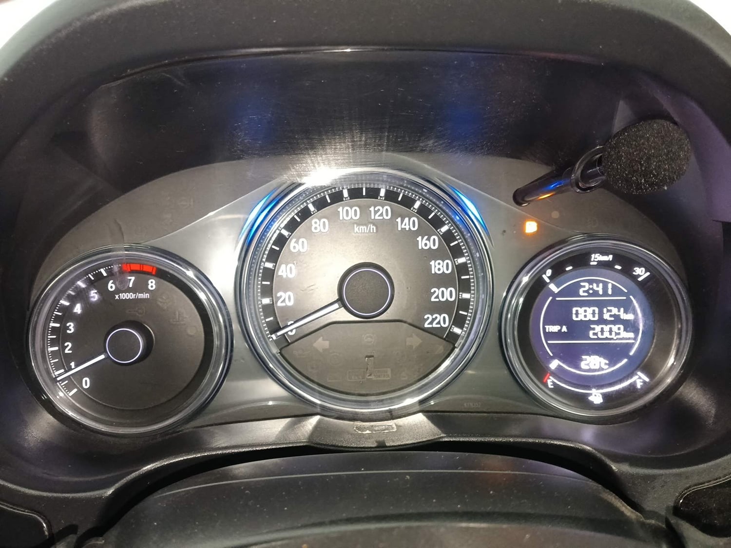 Used 2018 Honda City V Petrol Petrol Manual interior CLUSTERMETER VIEW