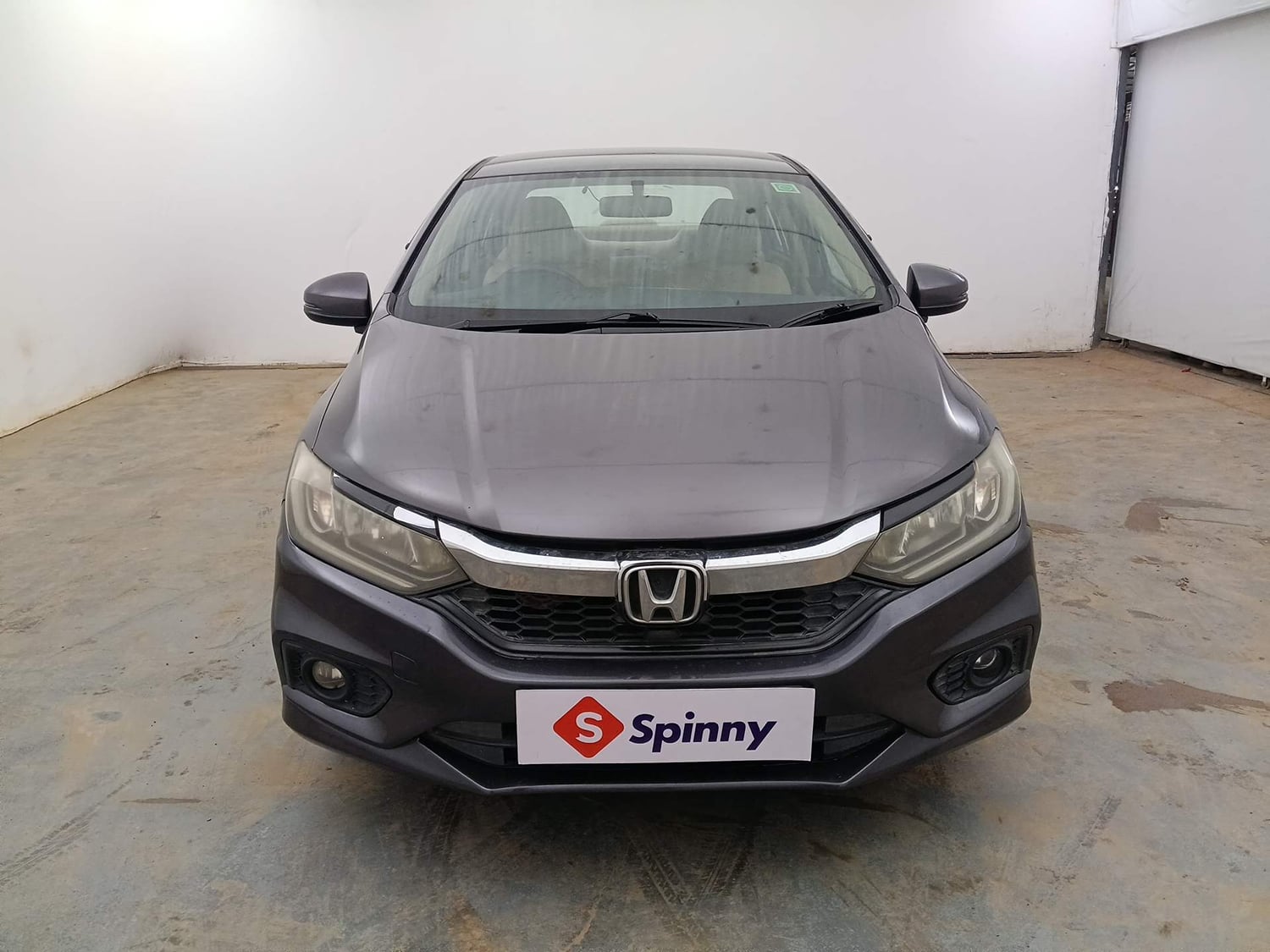 Used 2018 Honda City V Petrol Petrol Manual exterior FRONT VIEW